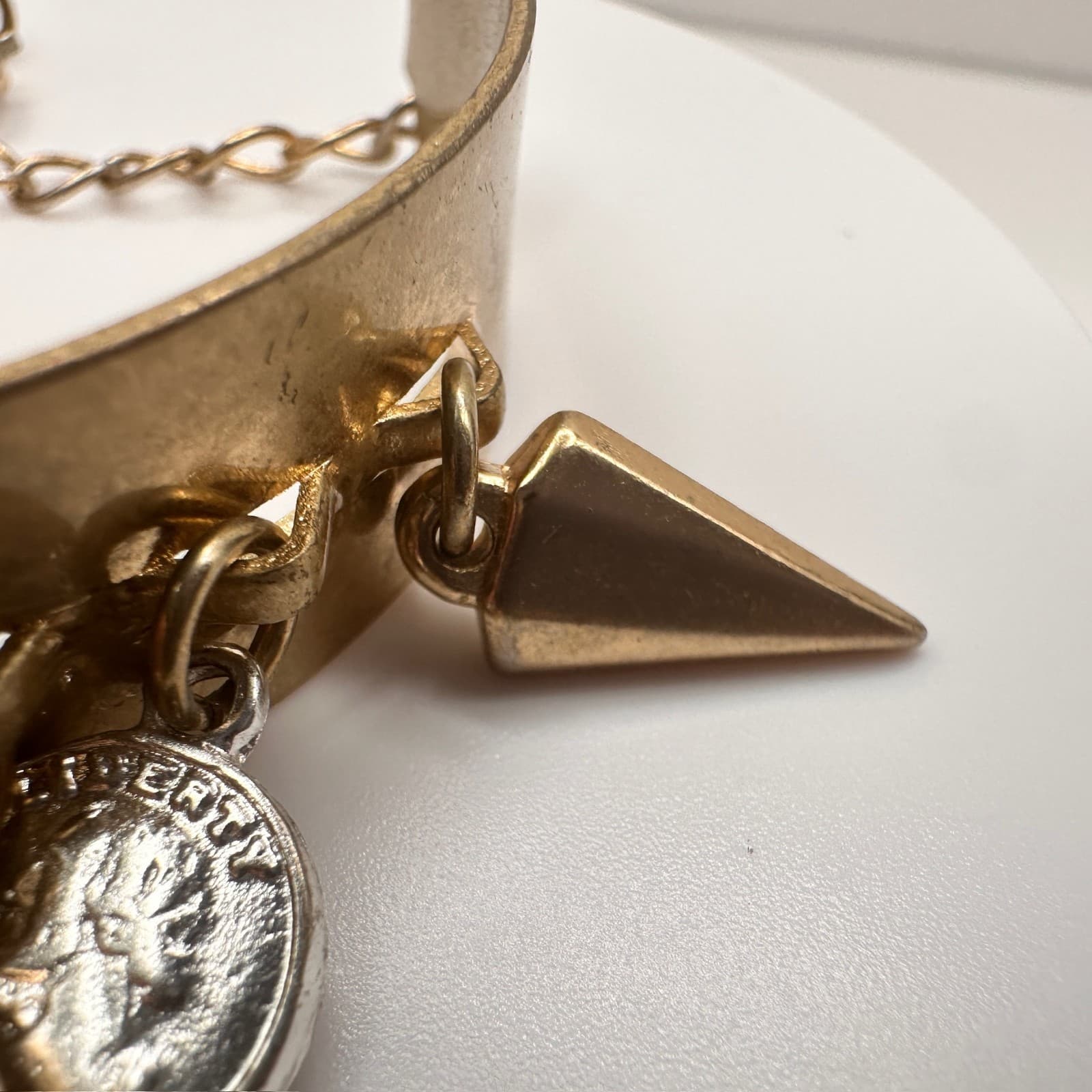 Vintage 90s Boho Gold Tone Hand Bracelet Charms Tassels Peace Sun Coins Jewelry - Thumbnail 8