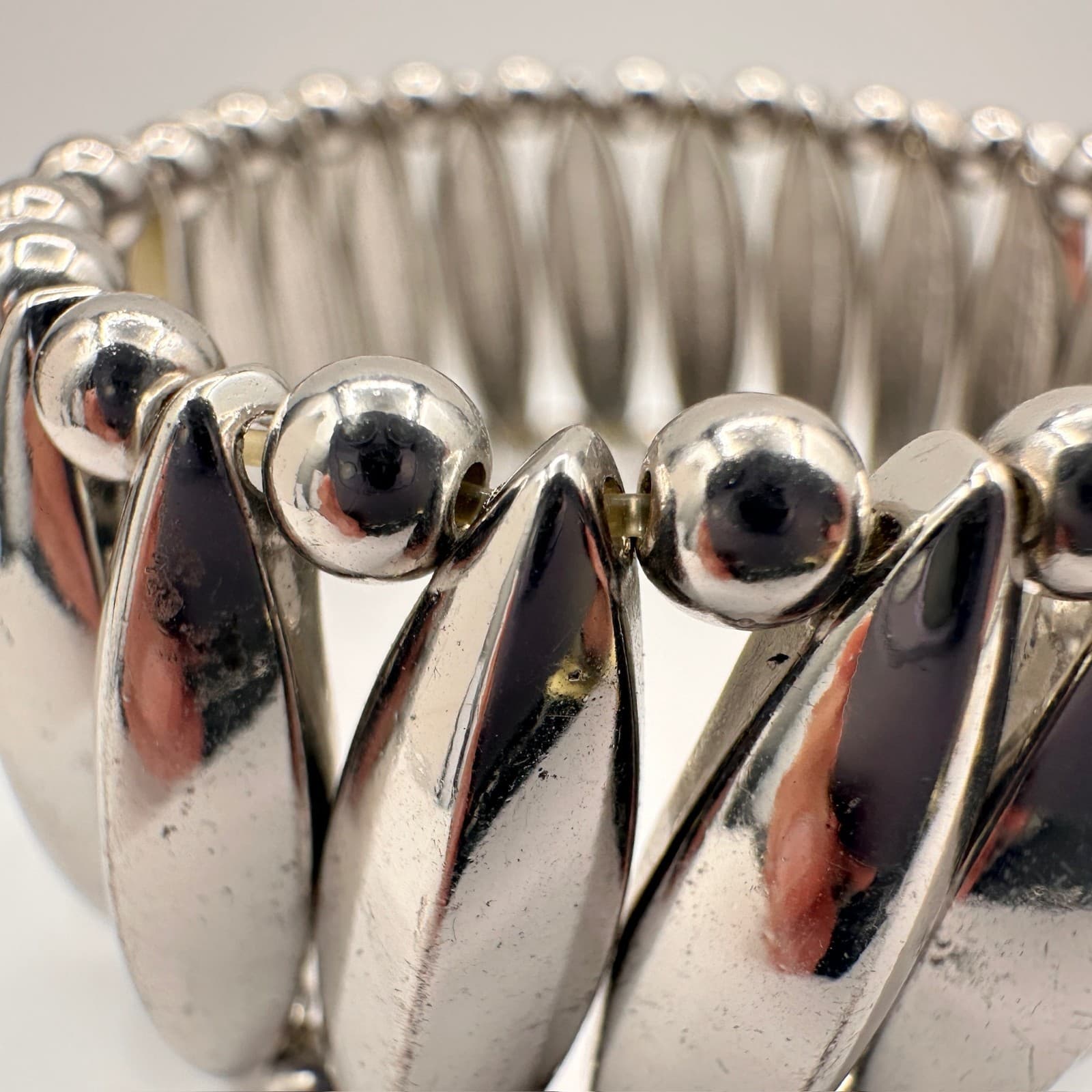 Vintage Y2K 90s Silver Tone Stretch Bracelet Chunky Mächtiges Armband Jewelry - Thumbnail 7