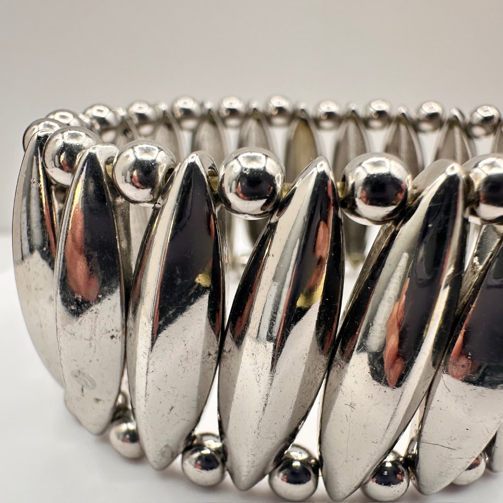 Vintage Y2K 90s Silver Tone Stretch Bracelet Chunky Mächtiges Armband Jewelry - Thumbnail 4
