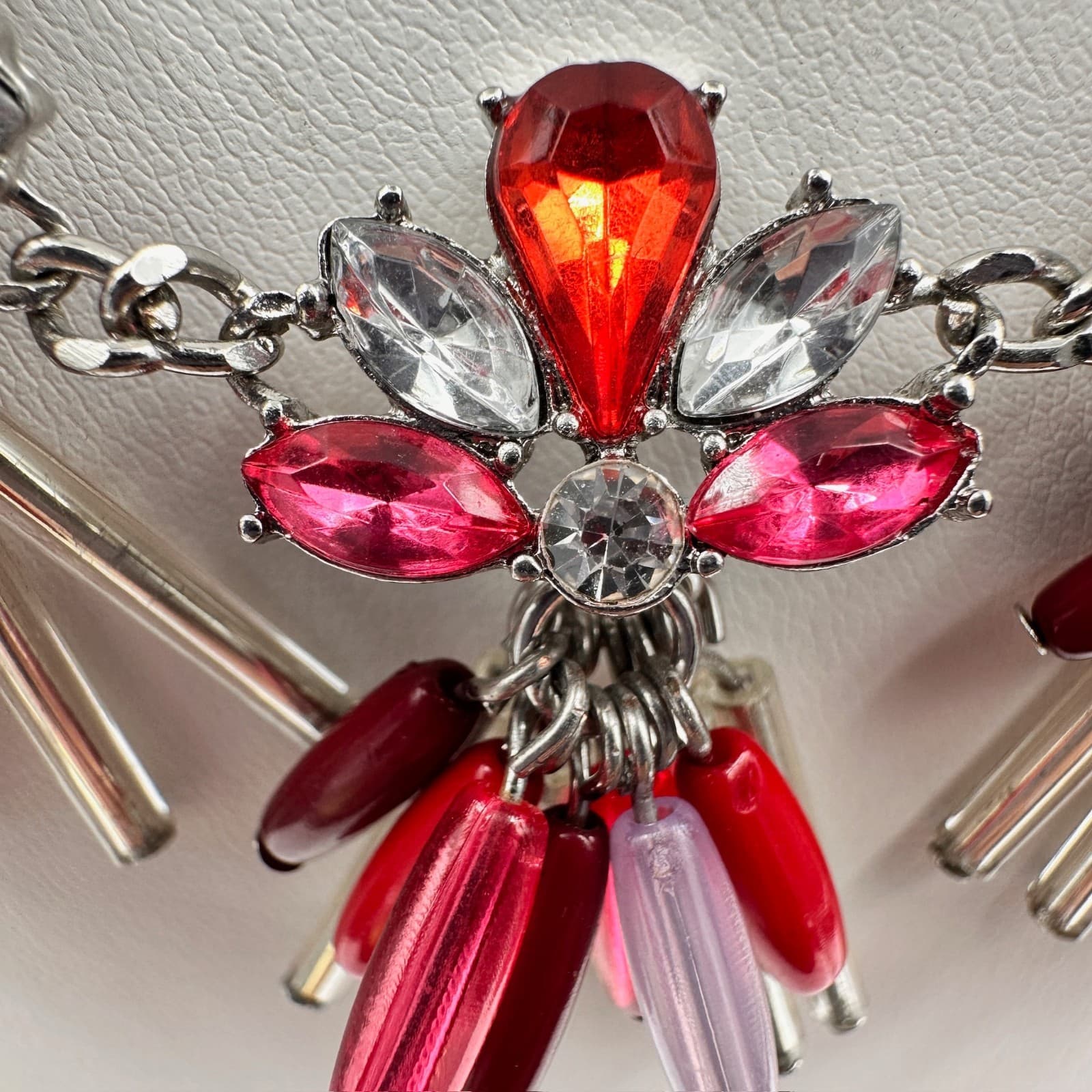 Vintage 80s Style Red Pink Bead Statement Collar Choker Necklace Jewelry - Thumbnail 6