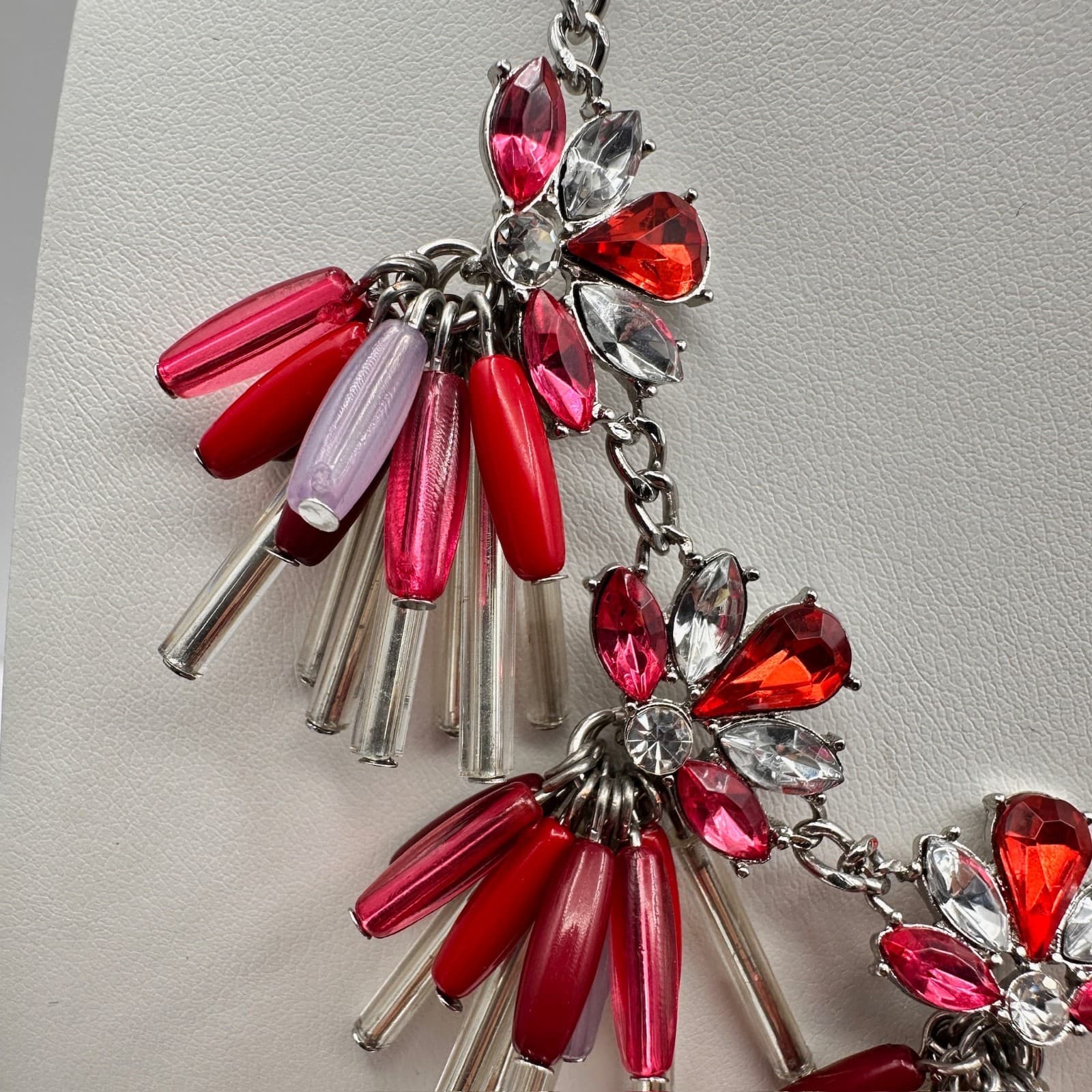 Vintage 80s Style Red Pink Bead Statement Collar Choker Necklace Jewelry - Thumbnail 3