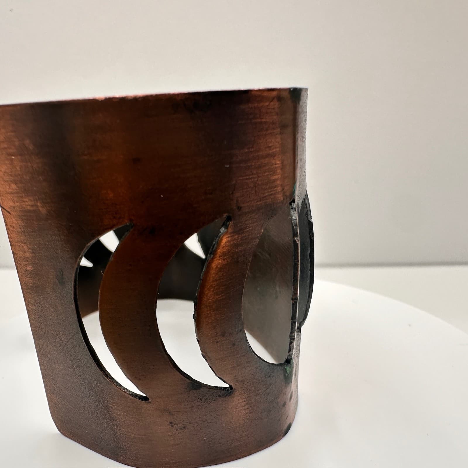 Vintage 90s Copper Hand Bracelet Moon Crescent Cutout Women's Classic Jewelry - Thumbnail 5