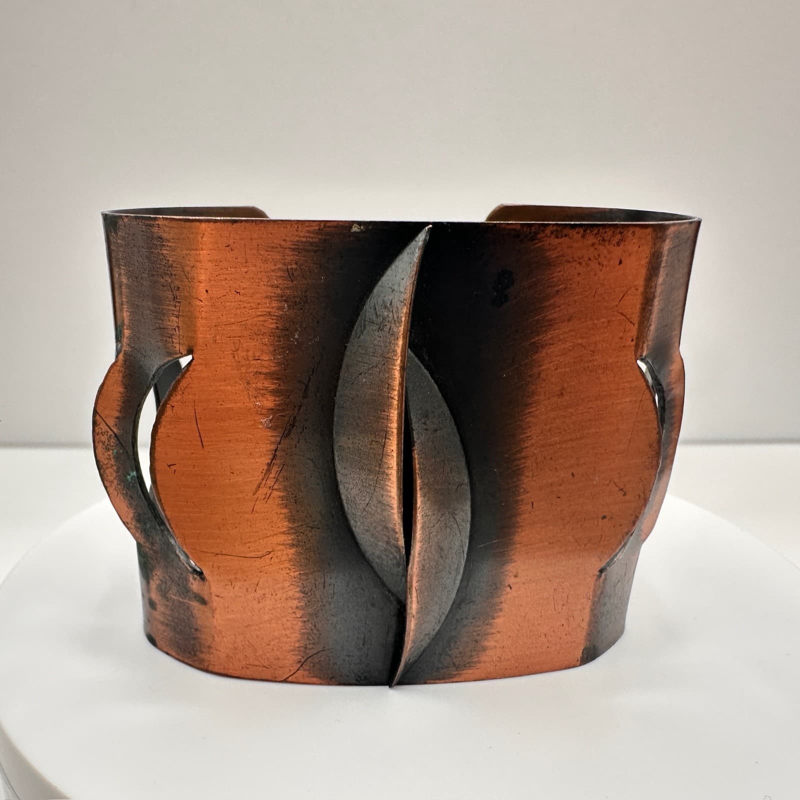 Vintage 90s Copper Hand Bracelet Moon Crescent Cutout Women's Classic Jewelry - Image 1