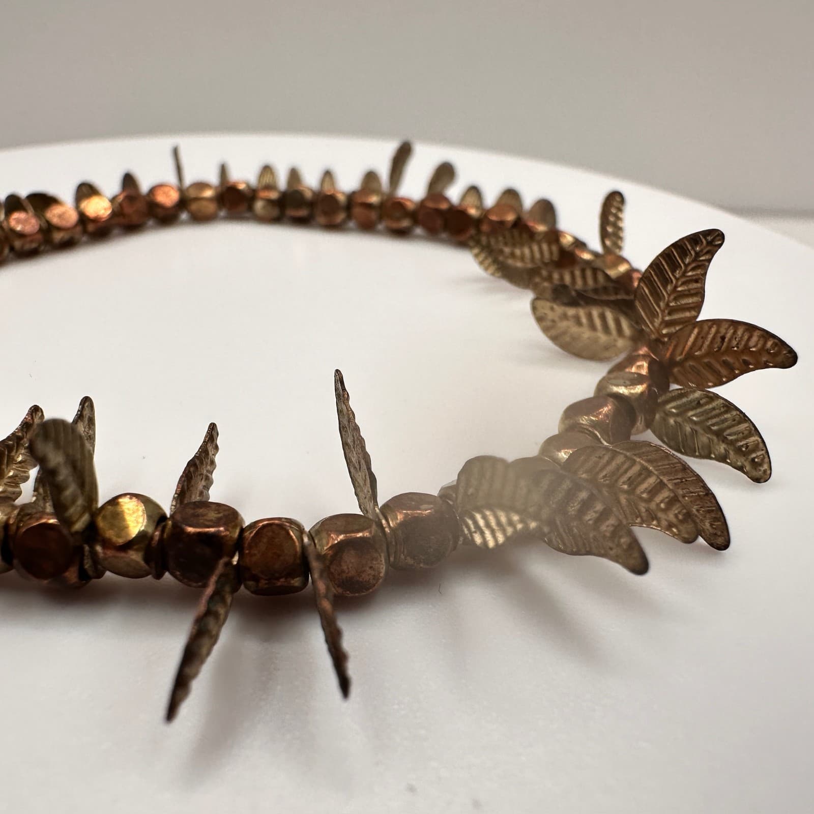 Vintage Boho Bronze Tone Leaf Charm Beaded Stretch Bracelet Nature Theme Jewelry - Thumbnail 5