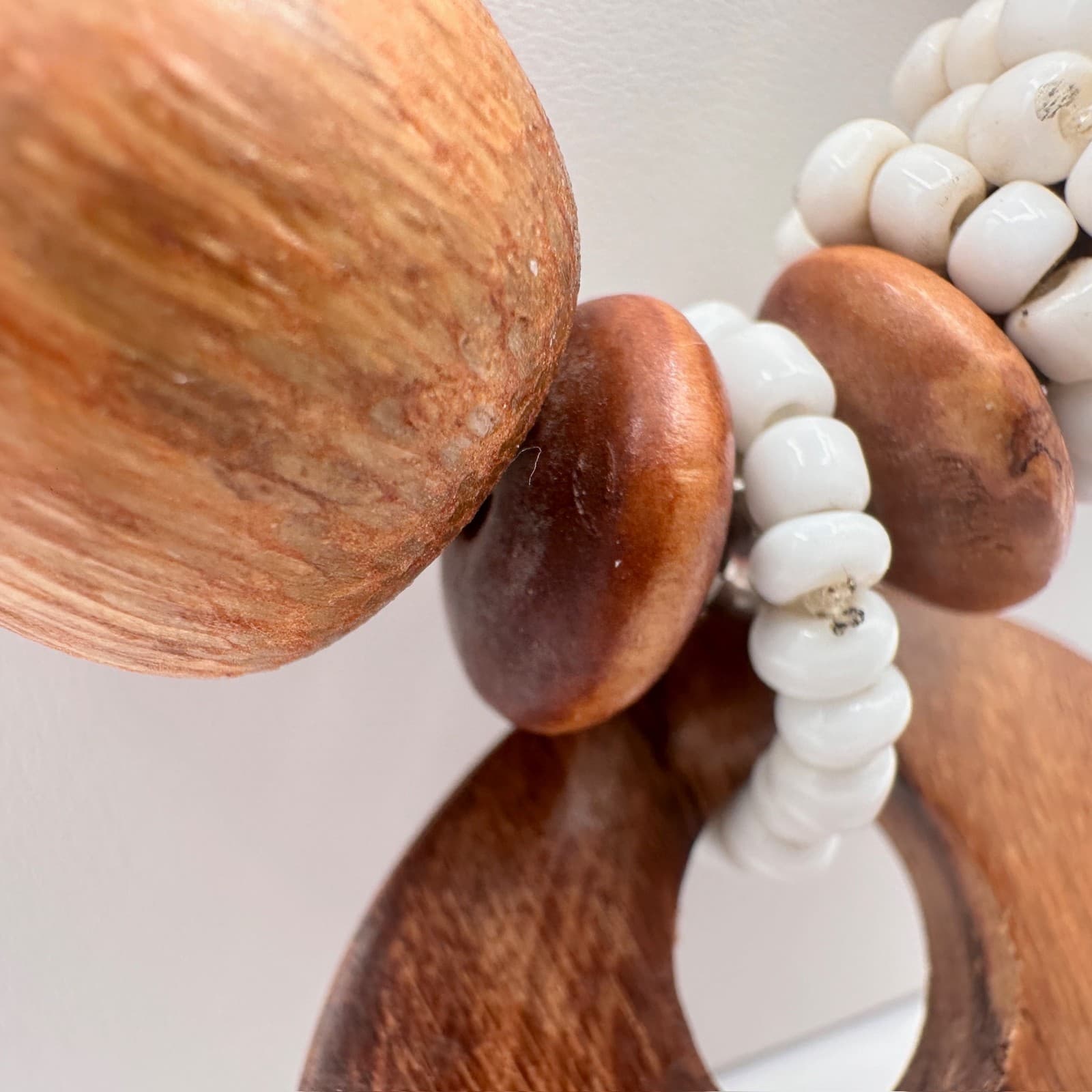 Vintage 80s Boho Wood Bead Statement Pendant Necklace Jewelry Spiral Shell - Thumbnail 6