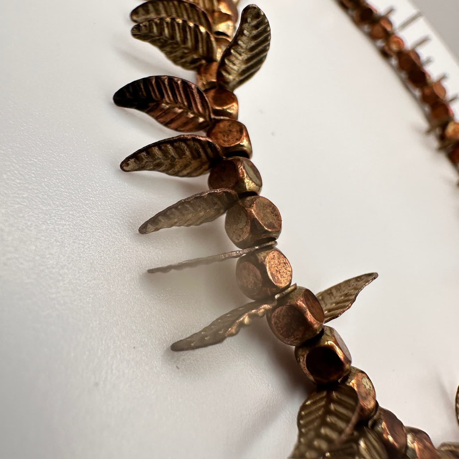 Vintage Boho Bronze Tone Leaf Charm Beaded Stretch Bracelet Nature Theme Jewelry - Thumbnail 9