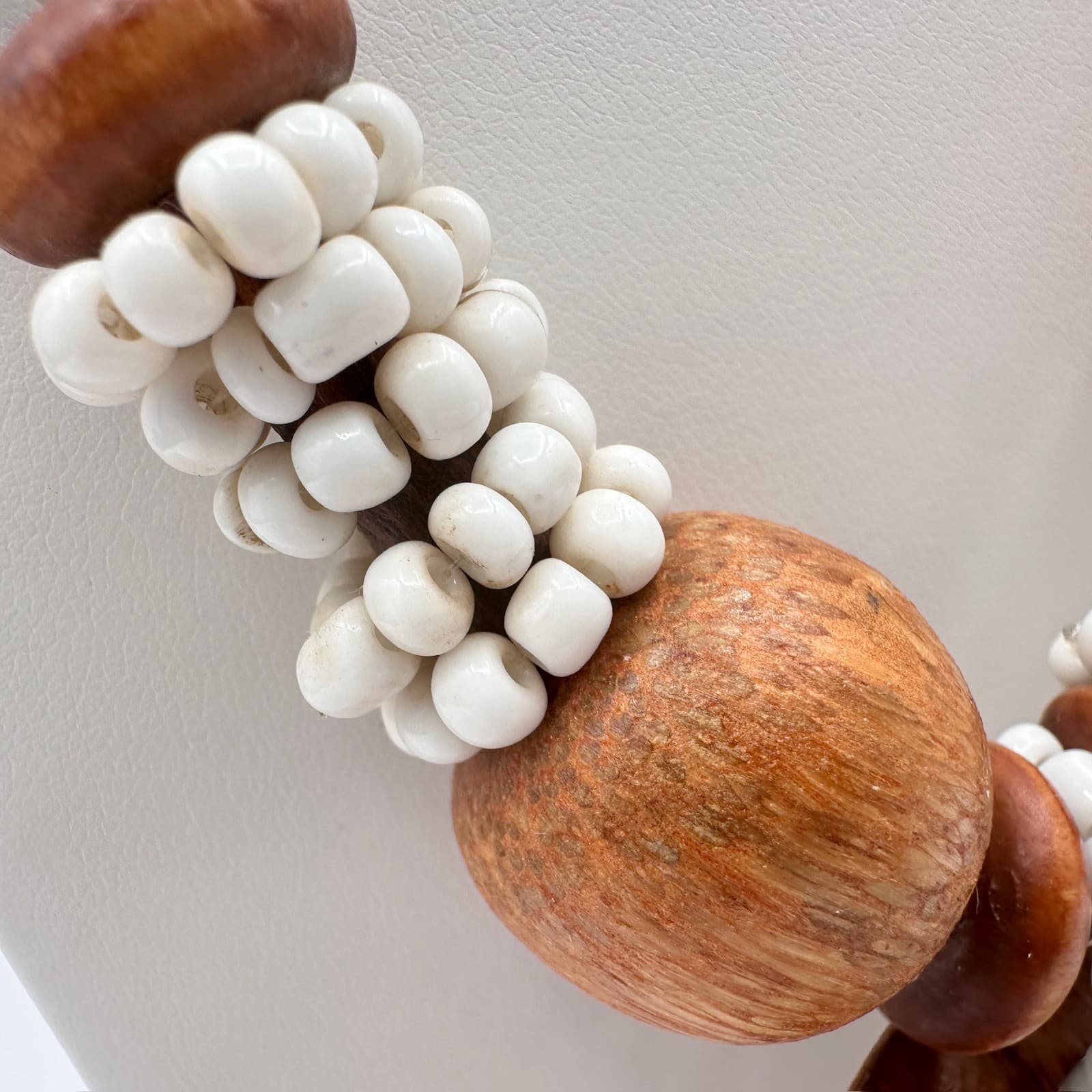 Vintage 80s Boho Wood Bead Statement Pendant Necklace Jewelry Spiral Shell - Thumbnail 5