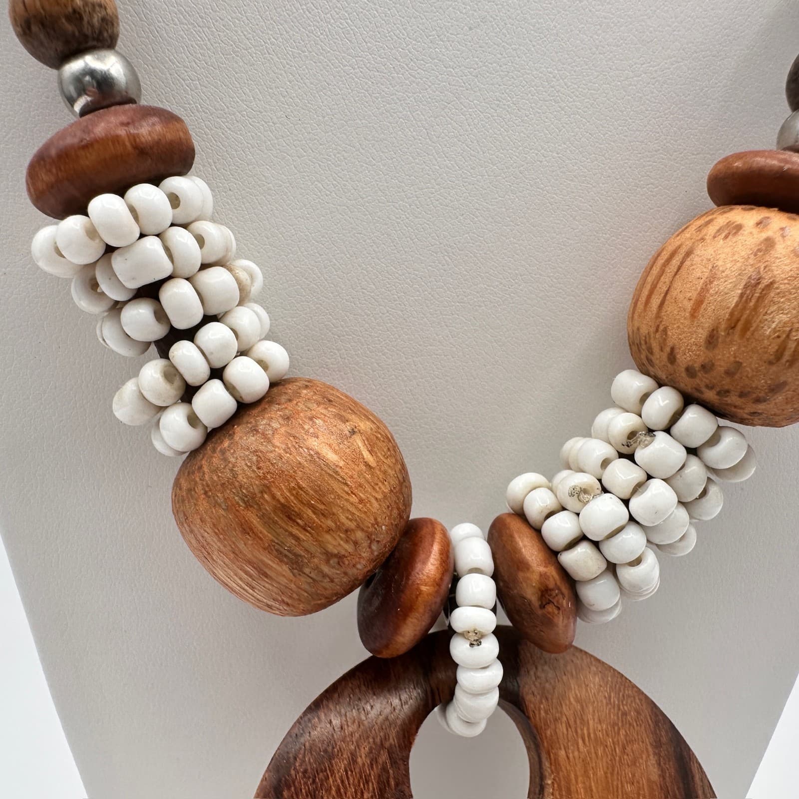 Vintage 80s Boho Wood Bead Statement Pendant Necklace Jewelry Spiral Shell - Thumbnail 3