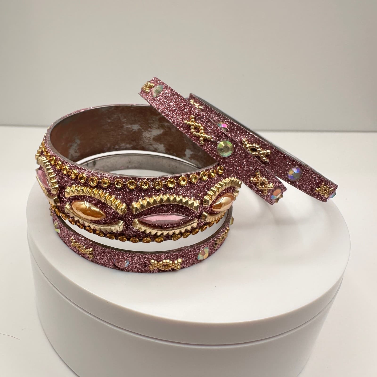 Vintage 90s Pink Glitter Bangle Bracelet Set Rhinestone Boho Women's Jewelry - Image 1