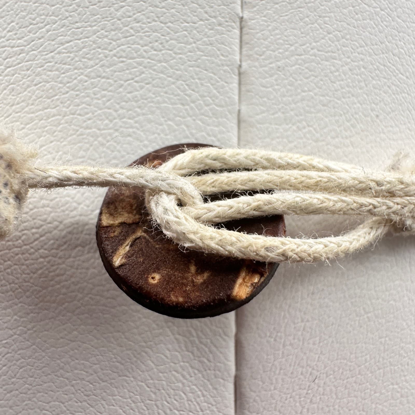 Vintage 80s Boho Wood Bead Statement Pendant Necklace Jewelry Spiral Shell - Thumbnail 16