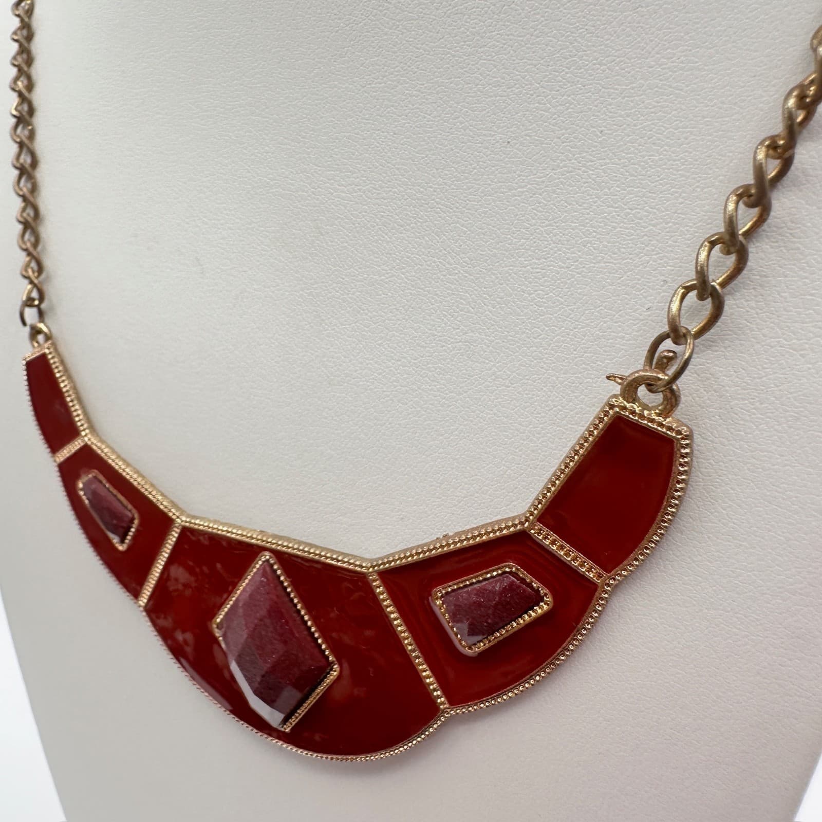 Vintage 90s Statement Bib Necklace Red Geometric Faceted Stones Fashion Jewelry - Thumbnail 10