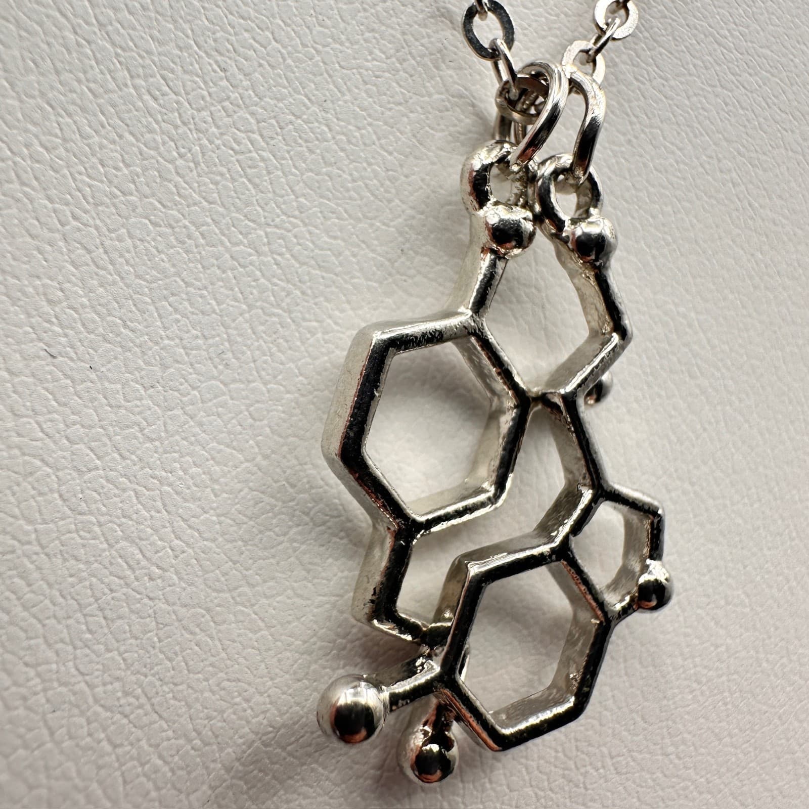 Vintage Y2K Serotonin Molecule Pendant Necklace Silver Tone Chemistry Jewelry - Thumbnail 12