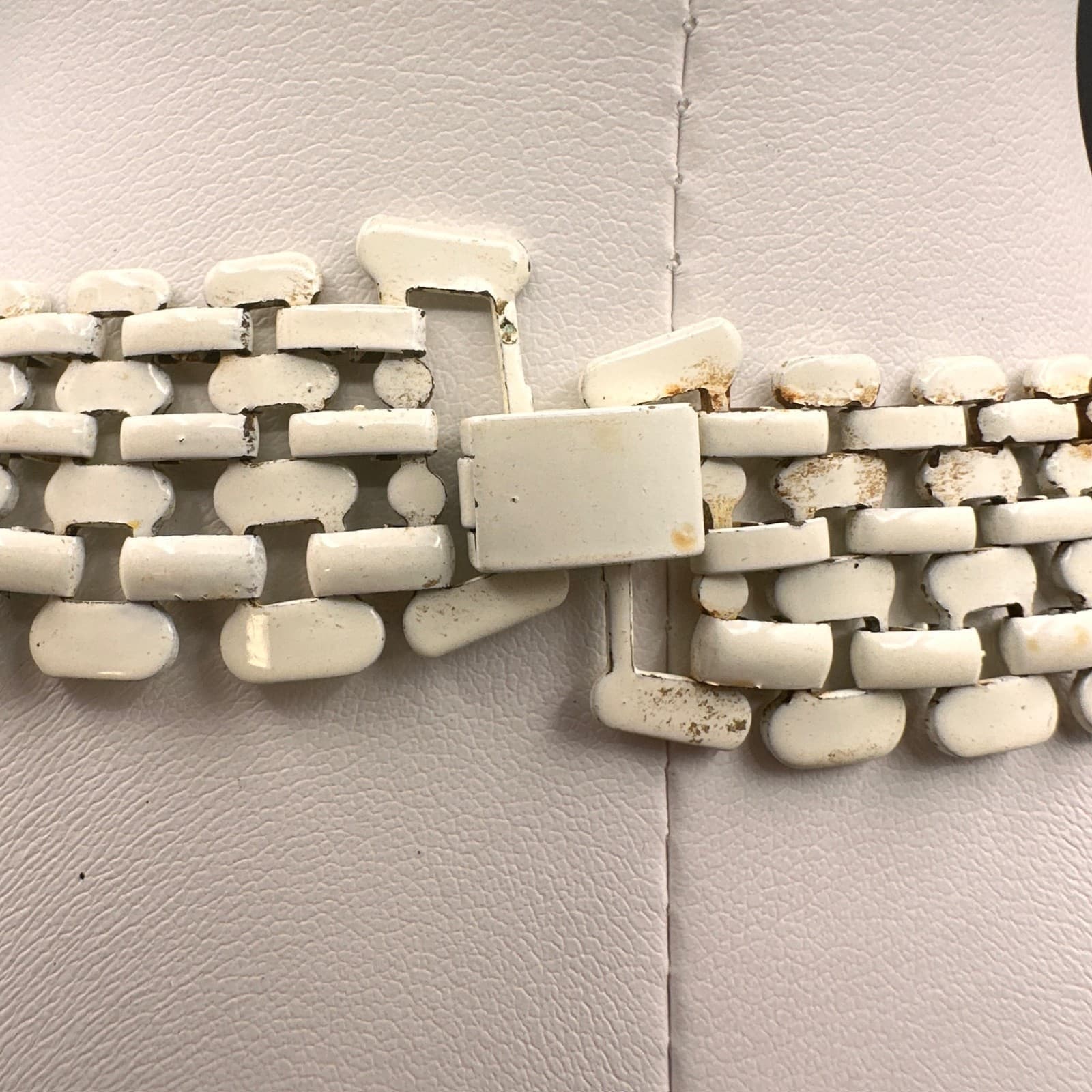 Vintage 80s White Enamel Mesh Chain Collar Necklace Clear Rhinestone Fringe - Thumbnail 18