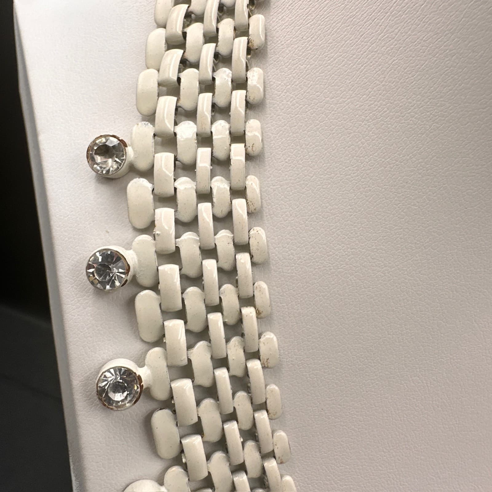 Vintage 80s White Enamel Mesh Chain Collar Necklace Clear Rhinestone Fringe - Thumbnail 13