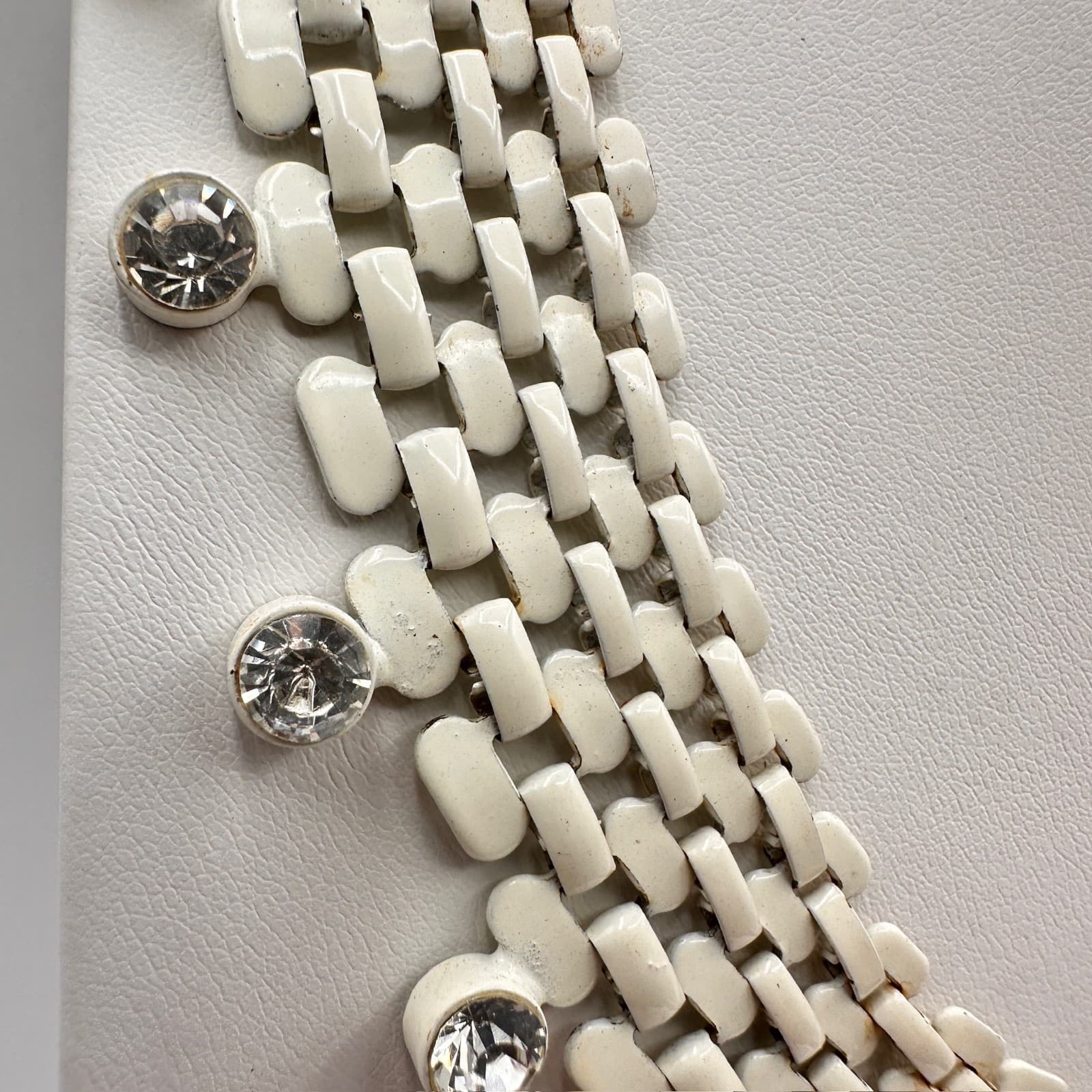 Vintage 80s White Enamel Mesh Chain Collar Necklace Clear Rhinestone Fringe - Thumbnail 16