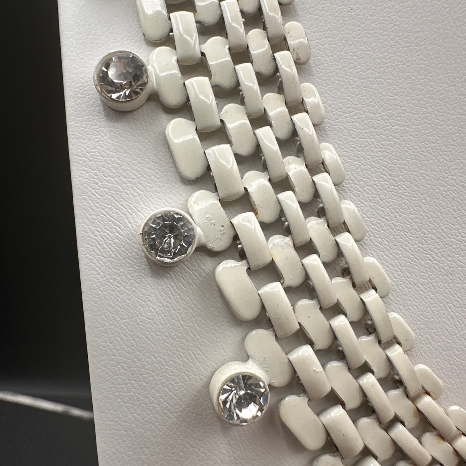 Vintage 80s White Enamel Mesh Chain Collar Necklace Clear Rhinestone Fringe - Thumbnail 4