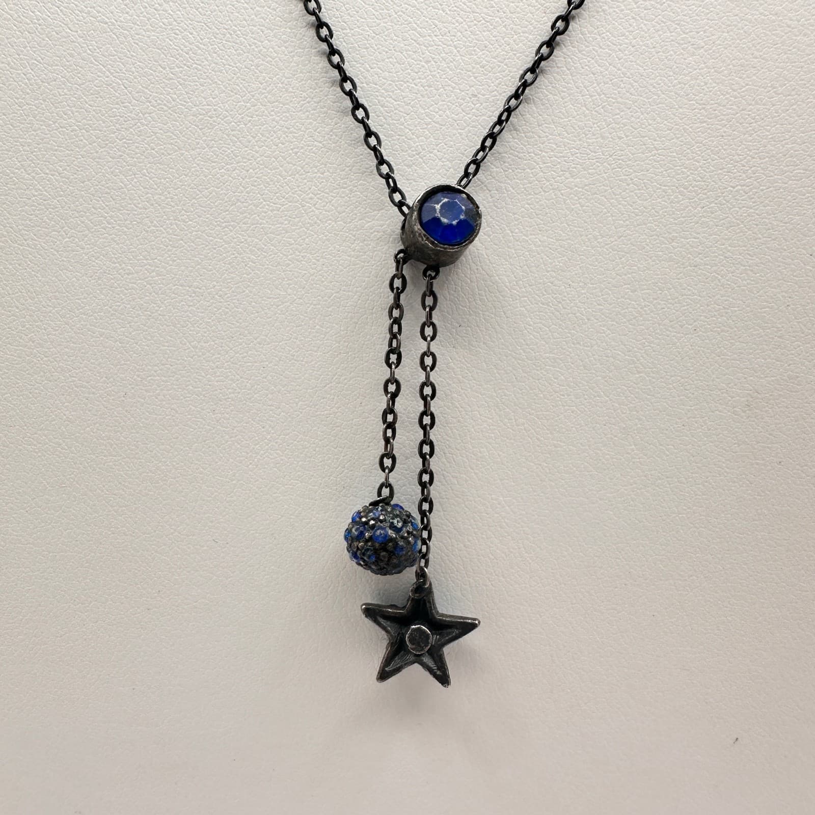 Vintage Y2K Blue Crystal Pendant Y-Necklace Link Chain Silver Tone Jewelry - Thumbnail 2