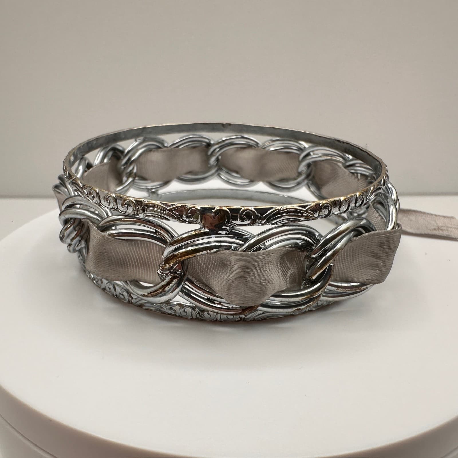 Vintage Y2K Silver Tone Interlocking Link Bracelet Grey Ribbon Woven Statement - Thumbnail 2