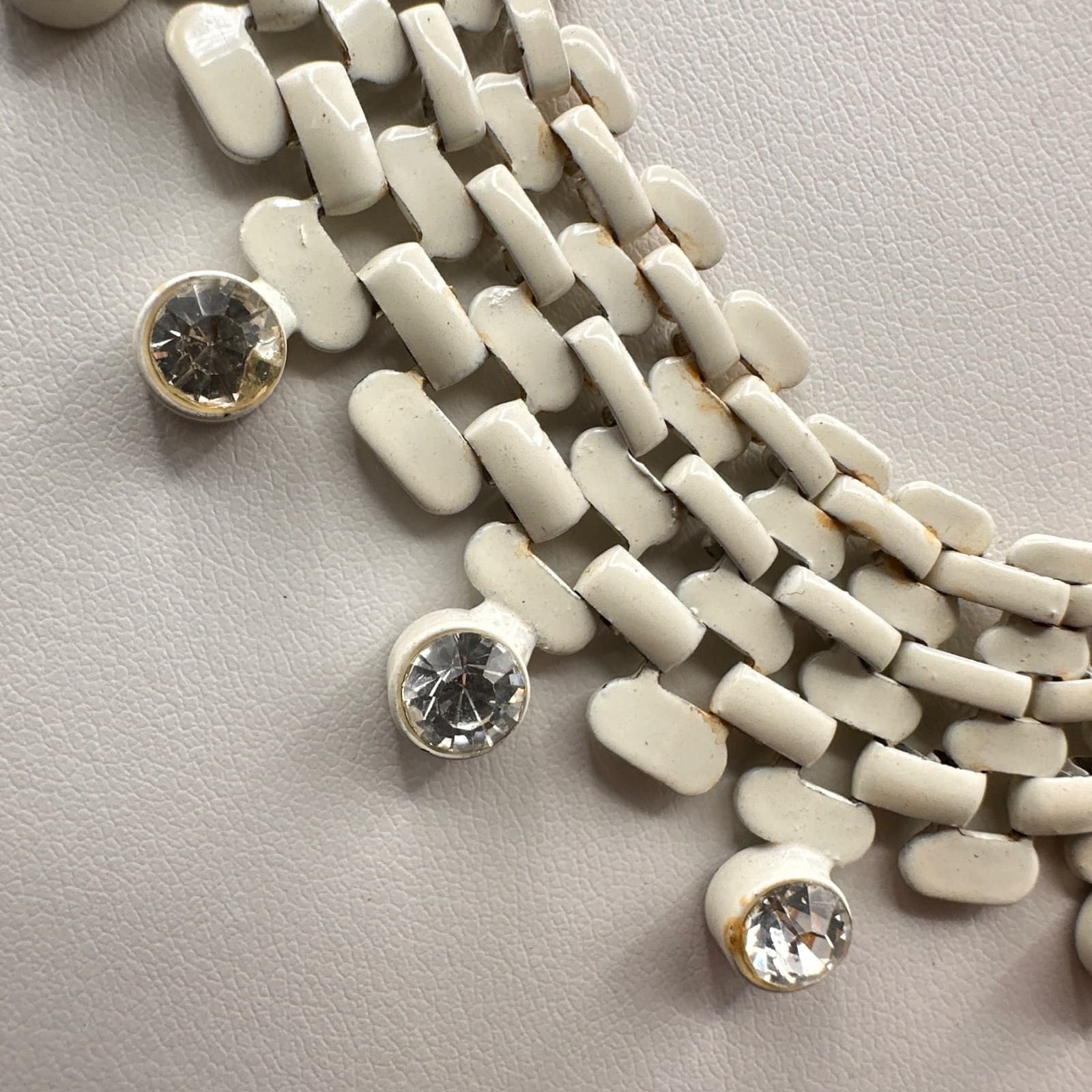 Vintage 80s White Enamel Mesh Chain Collar Necklace Clear Rhinestone Fringe - Thumbnail 8