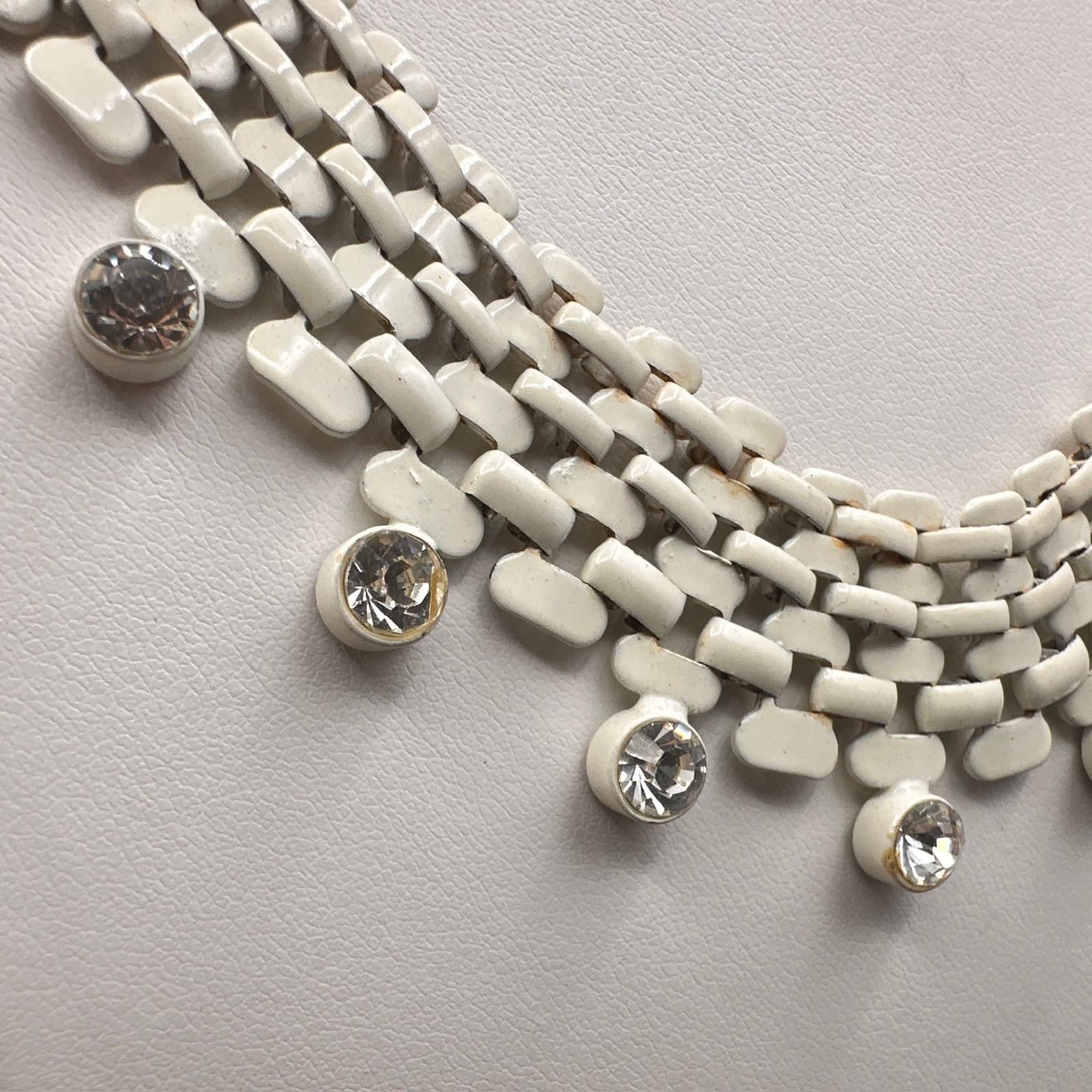 Vintage 80s White Enamel Mesh Chain Collar Necklace Clear Rhinestone Fringe - Thumbnail 11