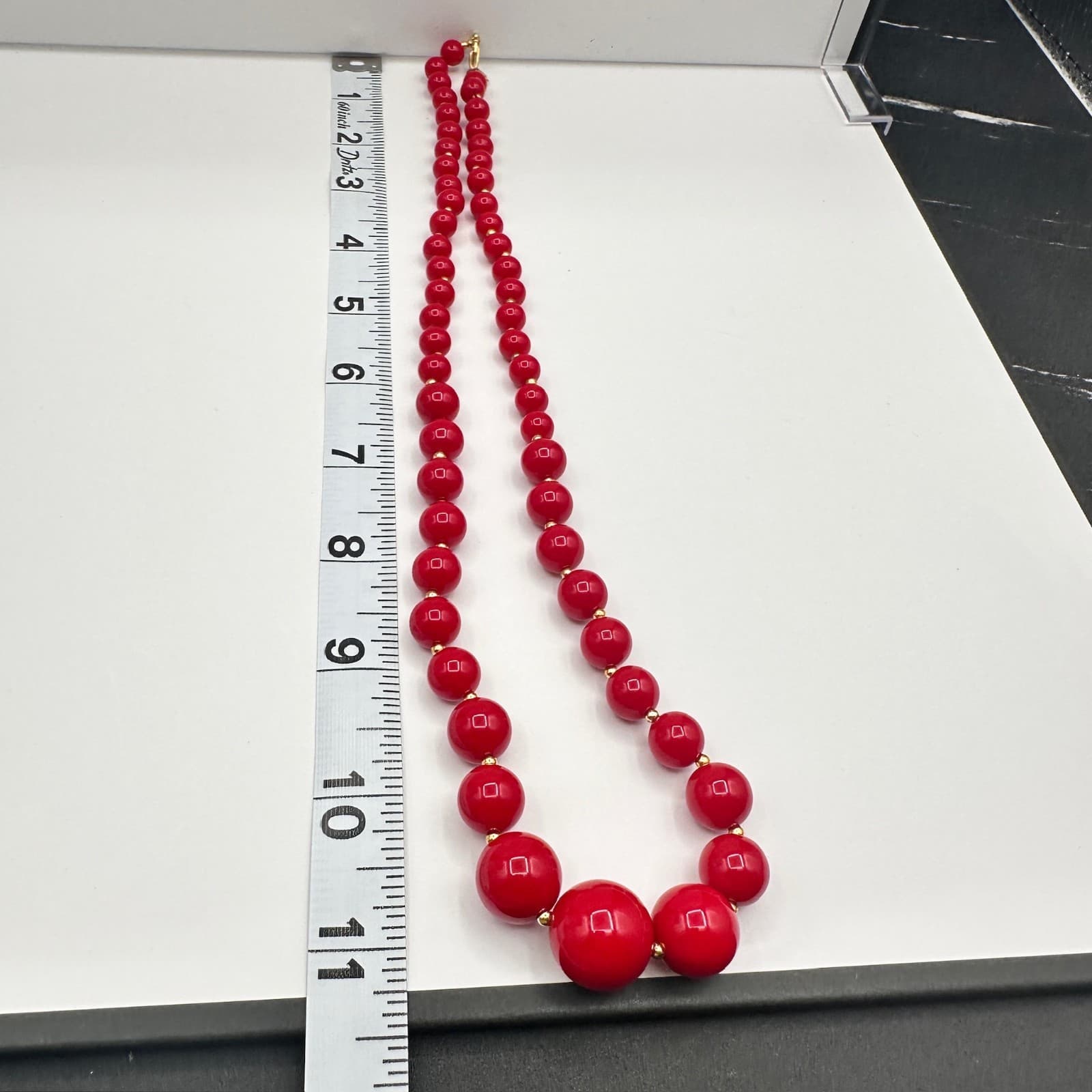 Vintage 90s Red Beaded Necklace Graduated Round Beads Gold Tone Spacer Jewelry - Thumbnail 10