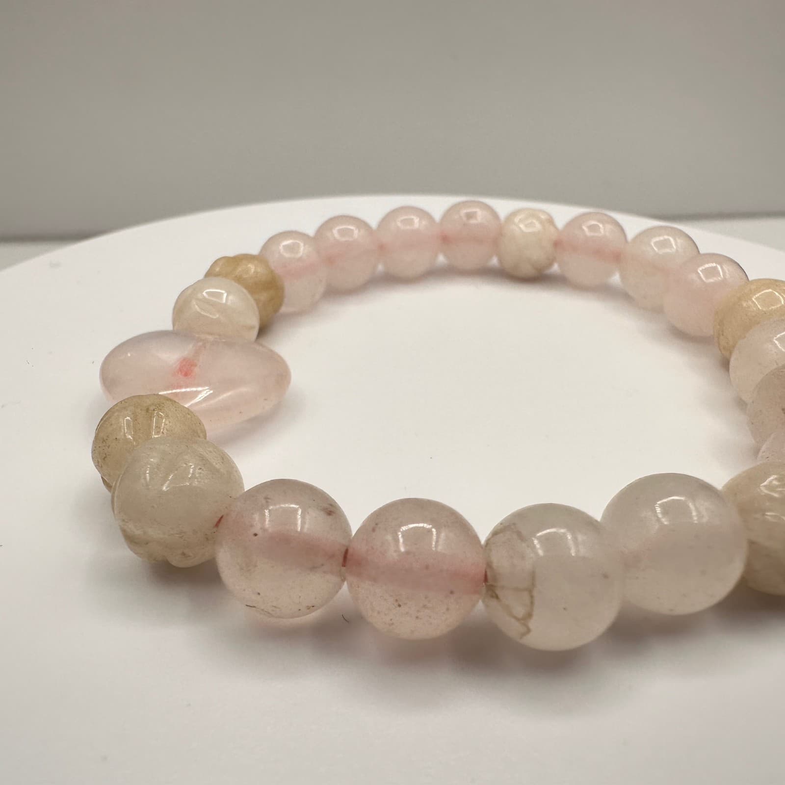 Vintage Y2K Pink Rose Quartz Beaded Stretch Bracelet Heart Charm Women's Jewelry - Thumbnail 2