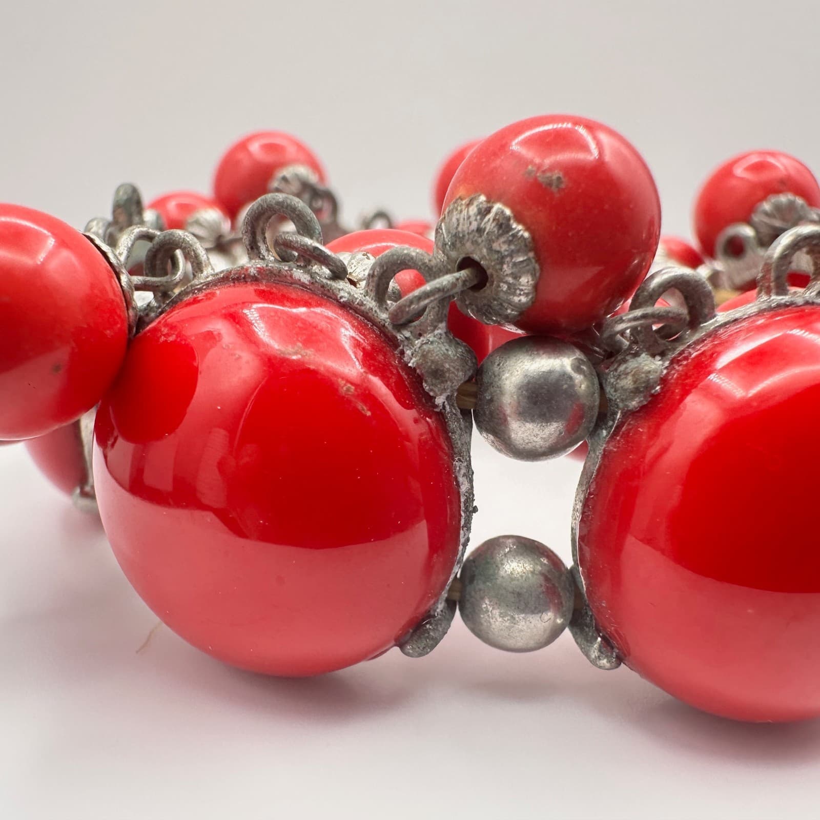 Vintage 80s Red Chunky Cabochon Bead Stretch Bracelet Silver Tone Fashion - Thumbnail 7