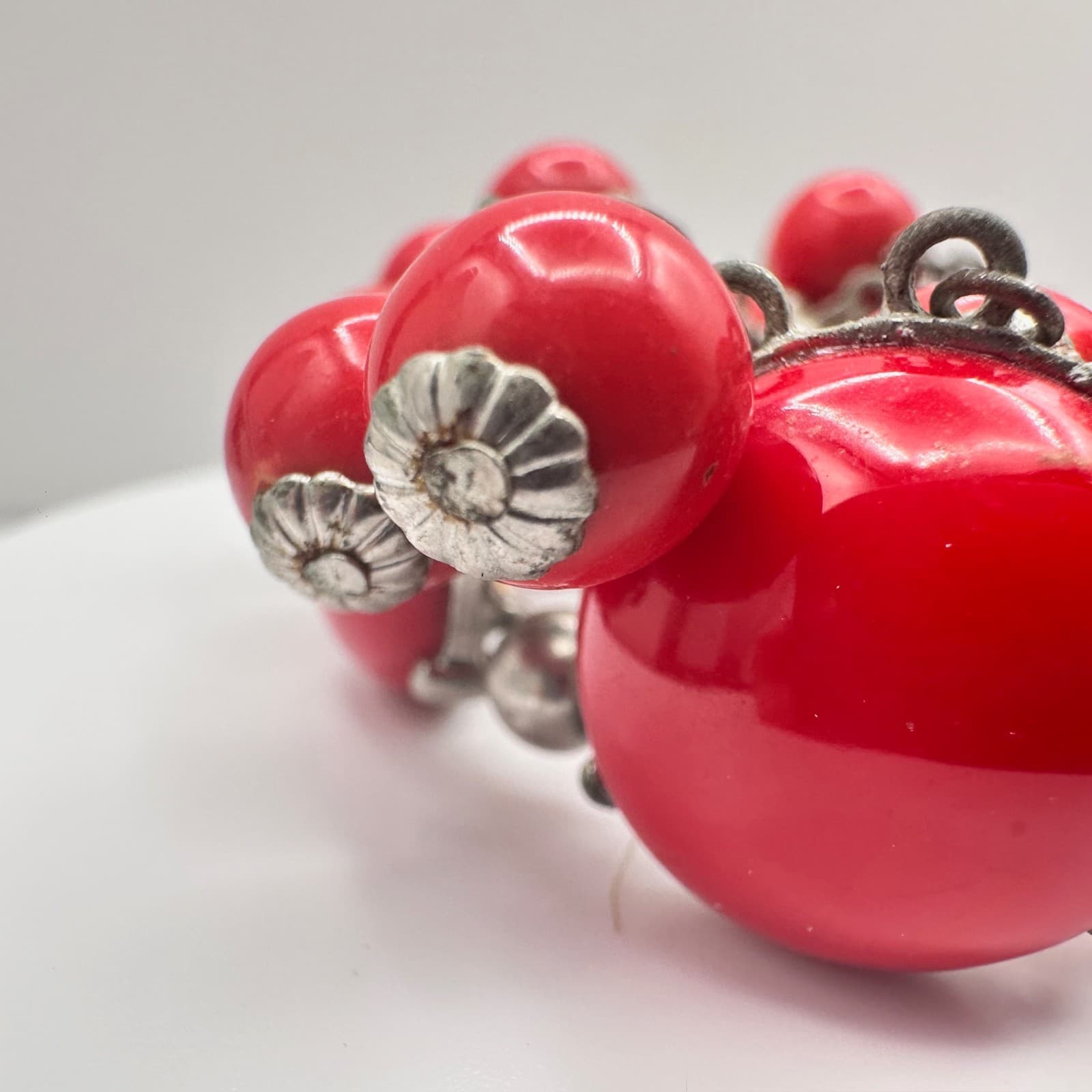 Vintage 80s Red Chunky Cabochon Bead Stretch Bracelet Silver Tone Fashion - Thumbnail 8
