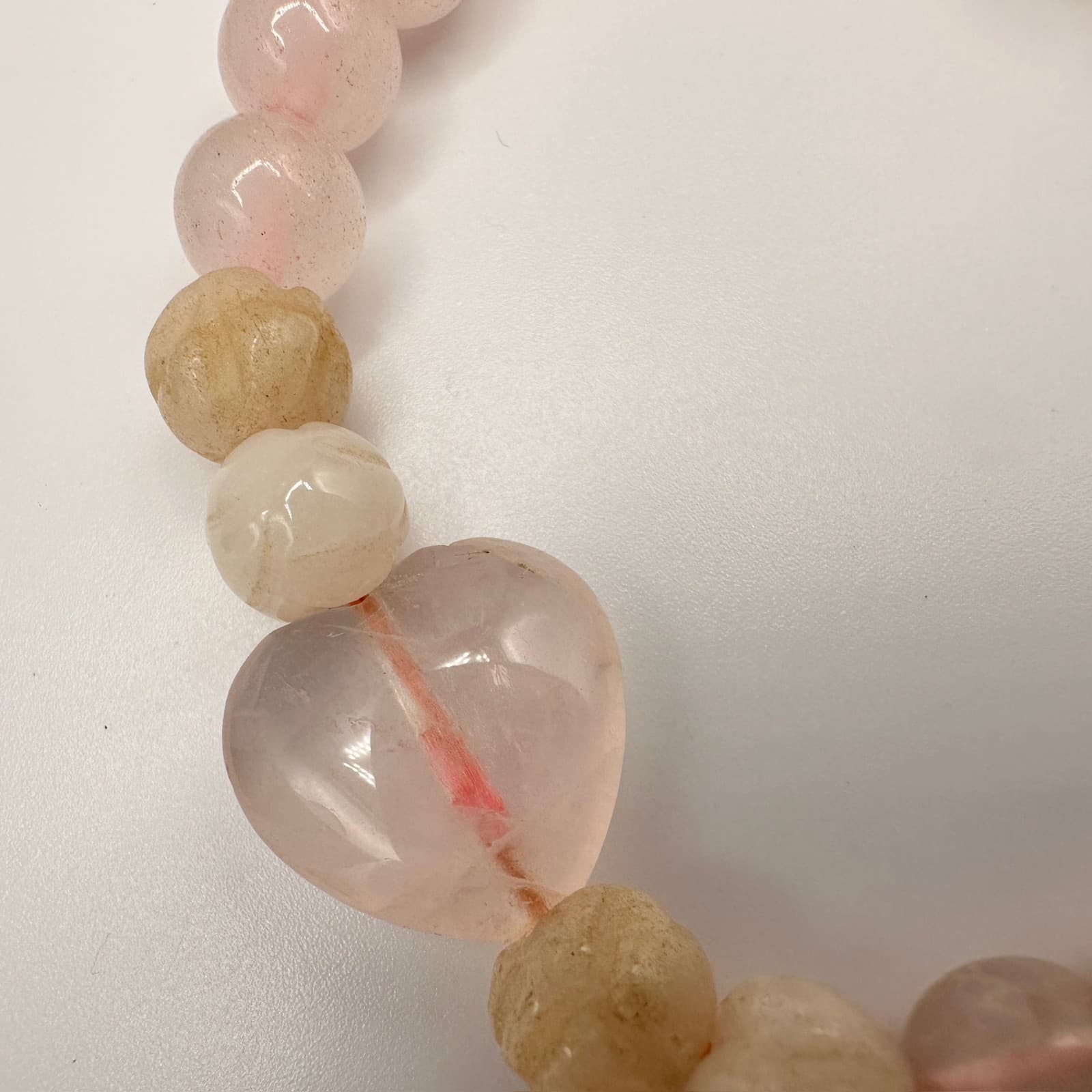 Vintage Y2K Pink Rose Quartz Beaded Stretch Bracelet Heart Charm Women's Jewelry - Thumbnail 4