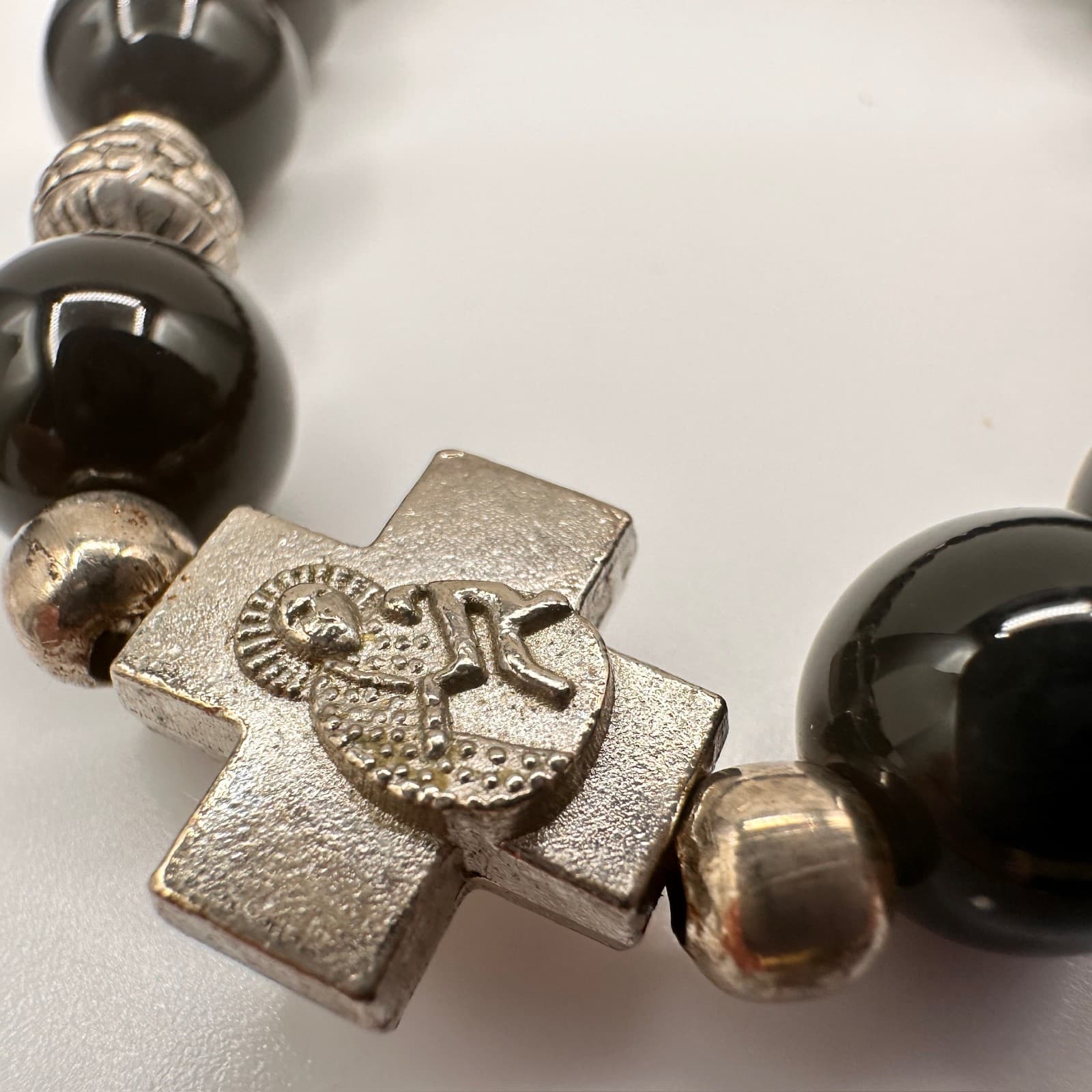 Vintage 90s St Benedict Black Onyx Bead Bracelet Catholic Religious Cross - Thumbnail 4