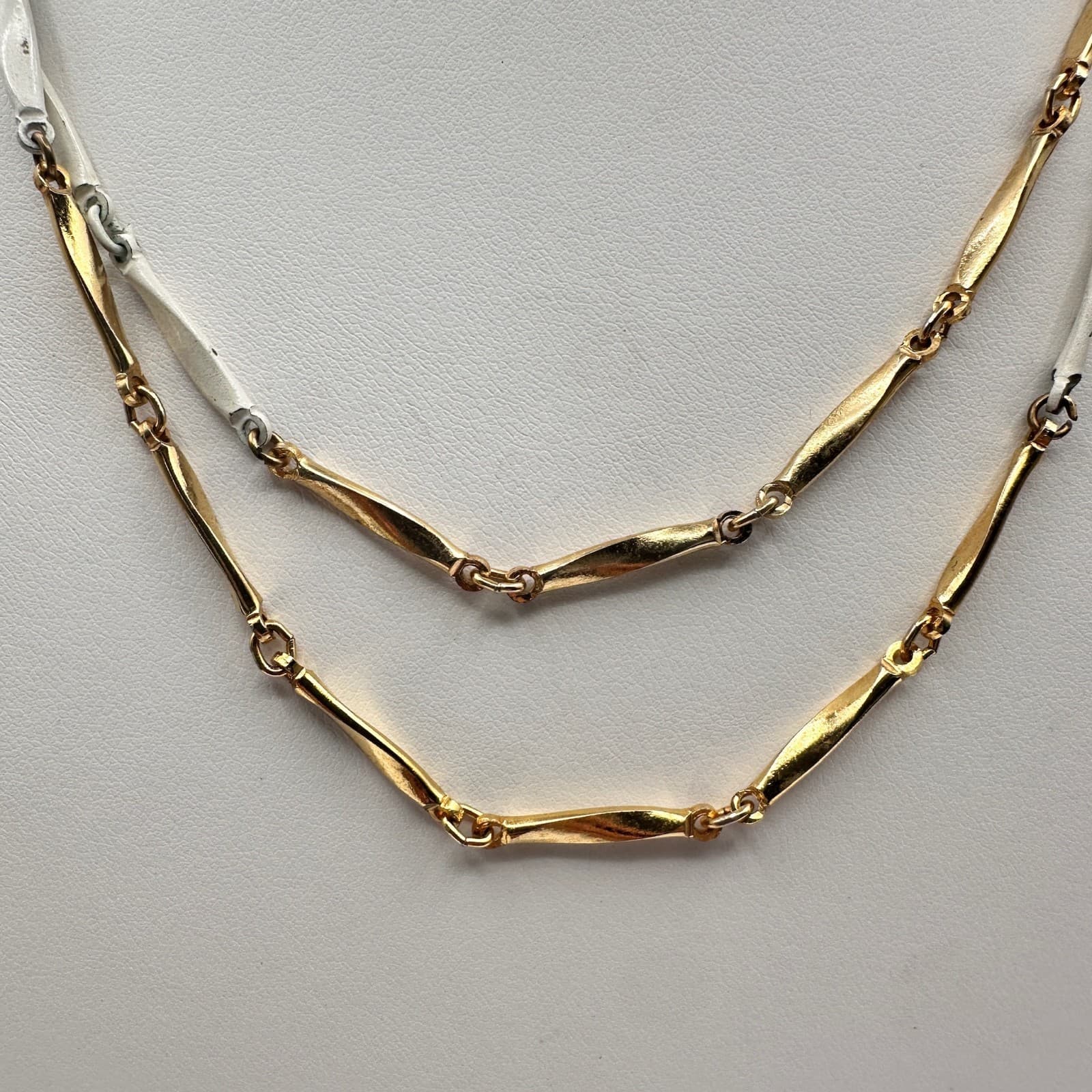 Vintage Two Tone Bar Link Fashion Necklace Gold Tone White Long Layer Jewelry - Thumbnail 2