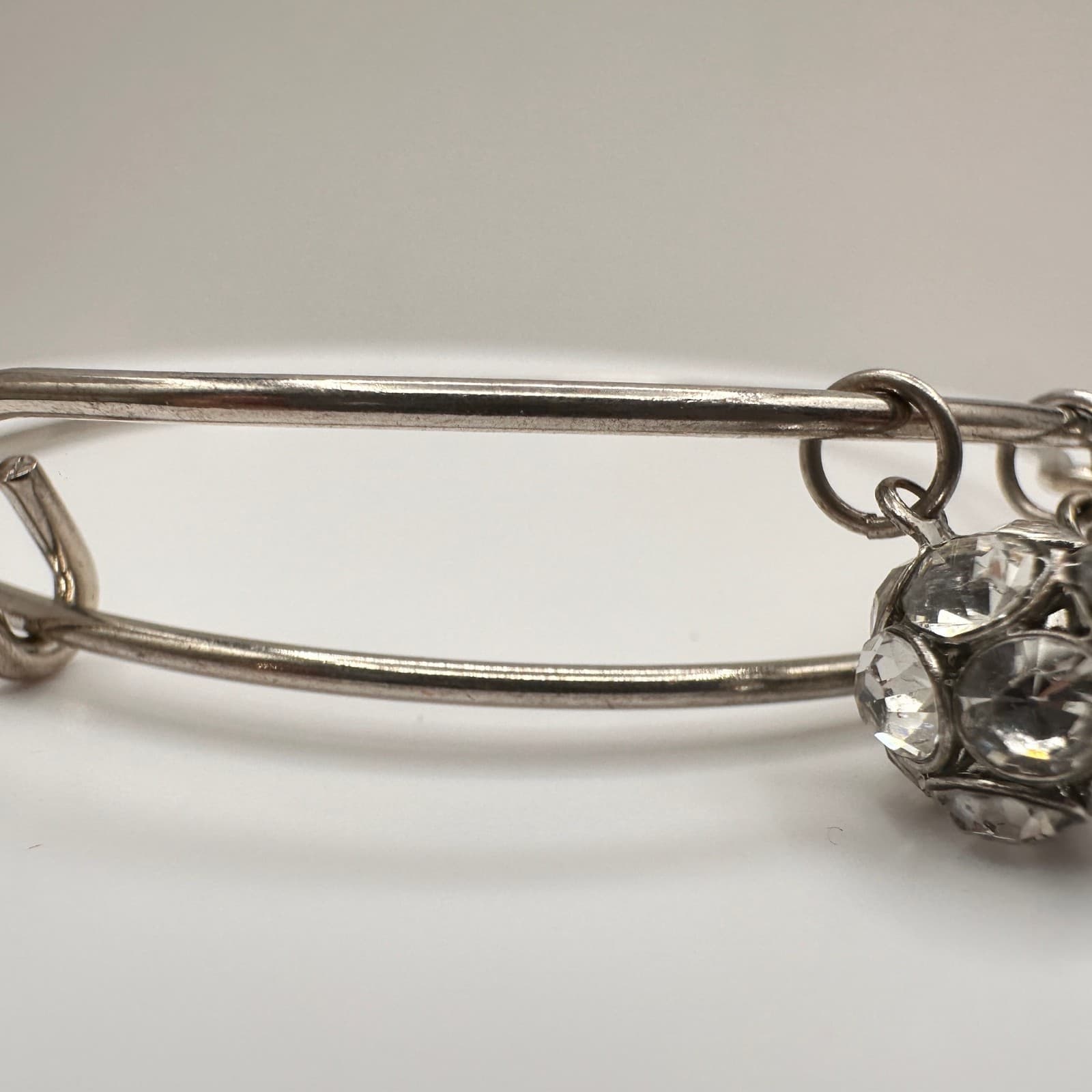 Vintage Y2K Silver Tone Expandable Bangle Rhinestone Ball White Bead Charms - Thumbnail 3