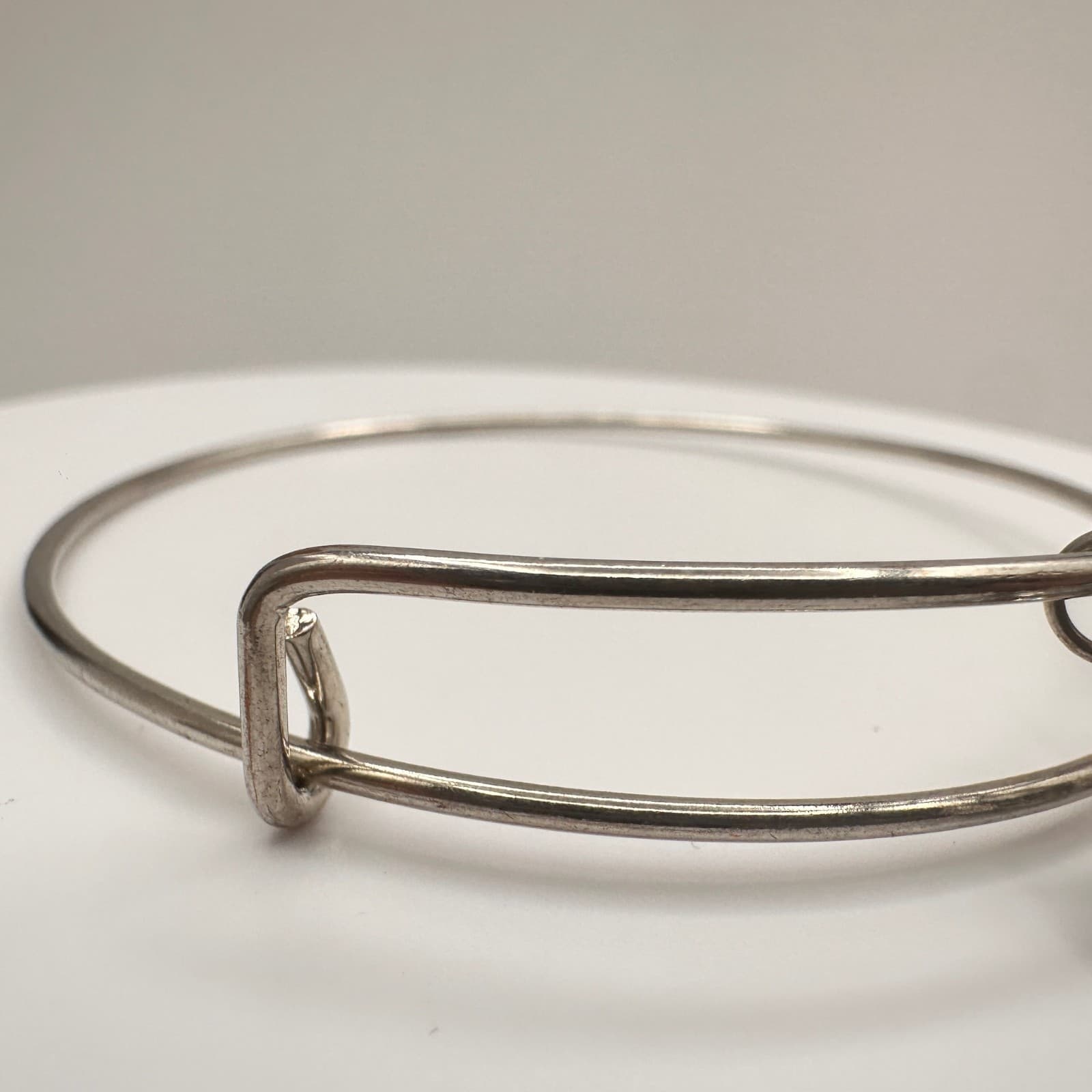 Vintage Y2K Silver Tone Expandable Bangle Rhinestone Ball White Bead Charms - Thumbnail 4