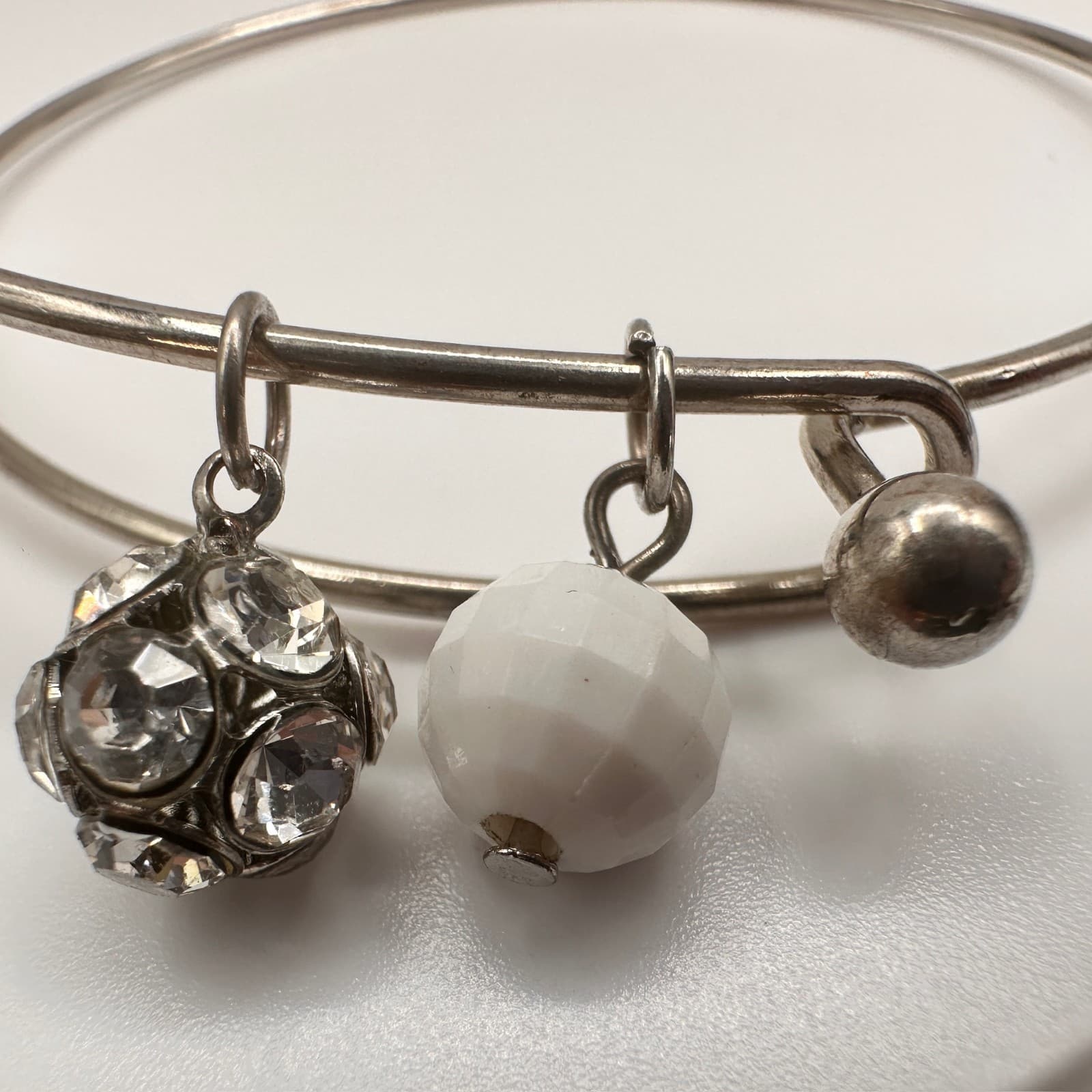 Vintage Y2K Silver Tone Expandable Bangle Rhinestone Ball White Bead Charms - Thumbnail 8