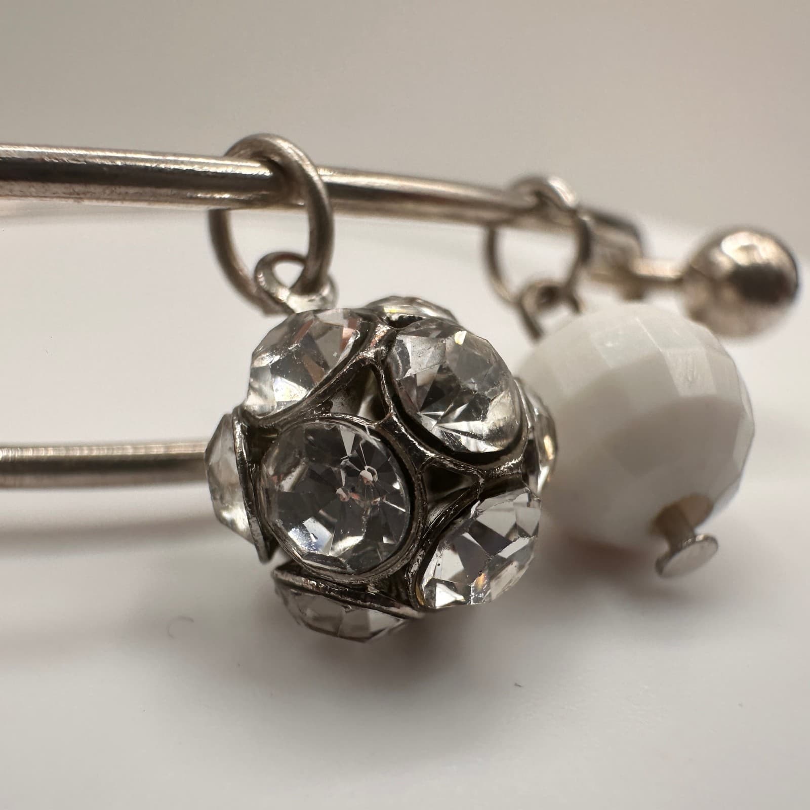 Vintage Y2K Silver Tone Expandable Bangle Rhinestone Ball White Bead Charms - Thumbnail 5
