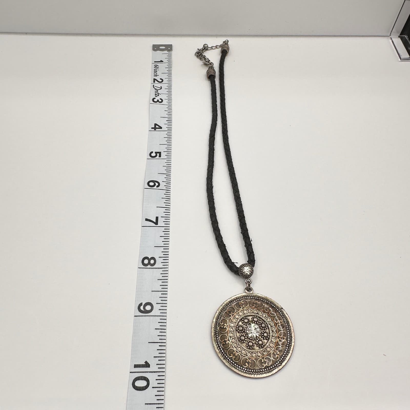 Vintage Lia Sophia Round Medallion Pendant Necklace Silver Tone Jewelry Crystal - Thumbnail 12