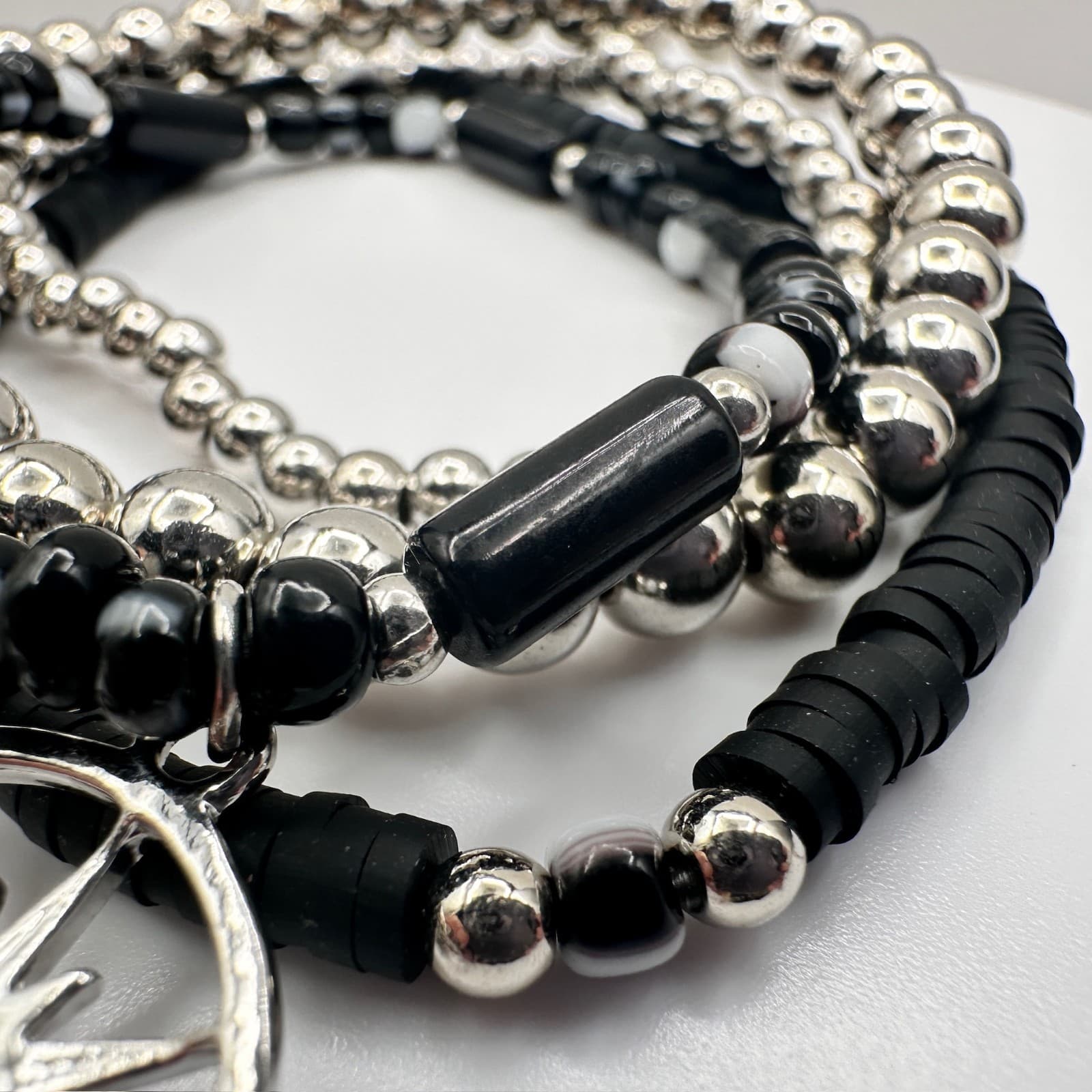 Vintage 90s Silver Tone Beaded Stretch Bracelet Set Sun Pendant Women's Jewelry - Thumbnail 7