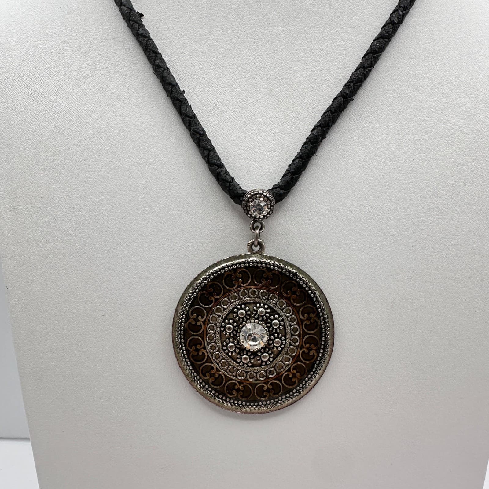 Vintage Lia Sophia Round Medallion Pendant Necklace Silver Tone Jewelry Crystal - Image 1