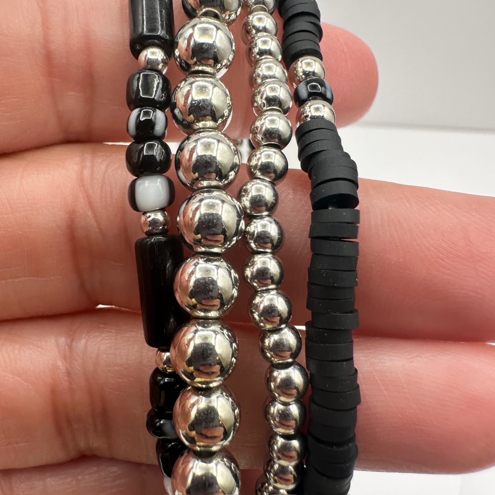 Vintage 90s Silver Tone Beaded Stretch Bracelet Set Sun Pendant Women's Jewelry - Thumbnail 8