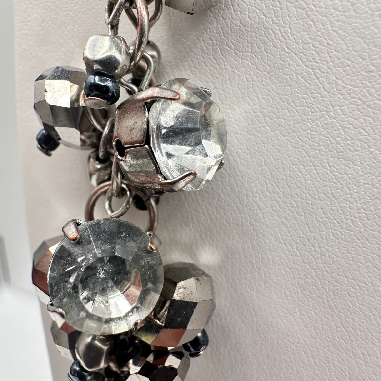 Vintage Jewelry Long Silver Tone Beaded Cluster Necklace Gray Crystal Fashion - Thumbnail 6