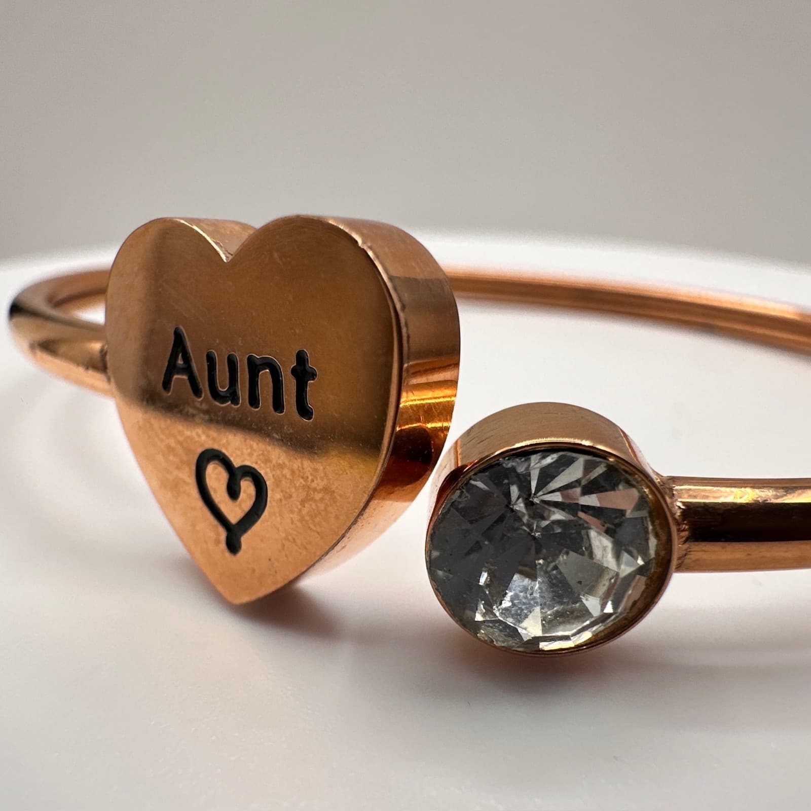 Vintage 90s Gold Tone Aunt Heart Rhinestone Bypass Bangle Bracelet Fashion - Thumbnail 6