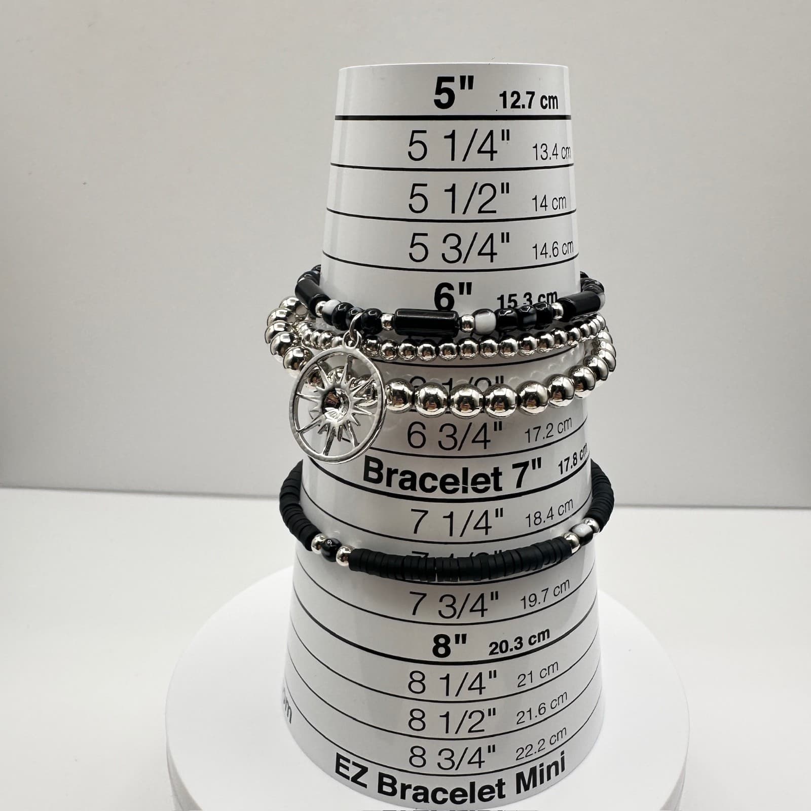 Vintage 90s Silver Tone Beaded Stretch Bracelet Set Sun Pendant Women's Jewelry - Thumbnail 9