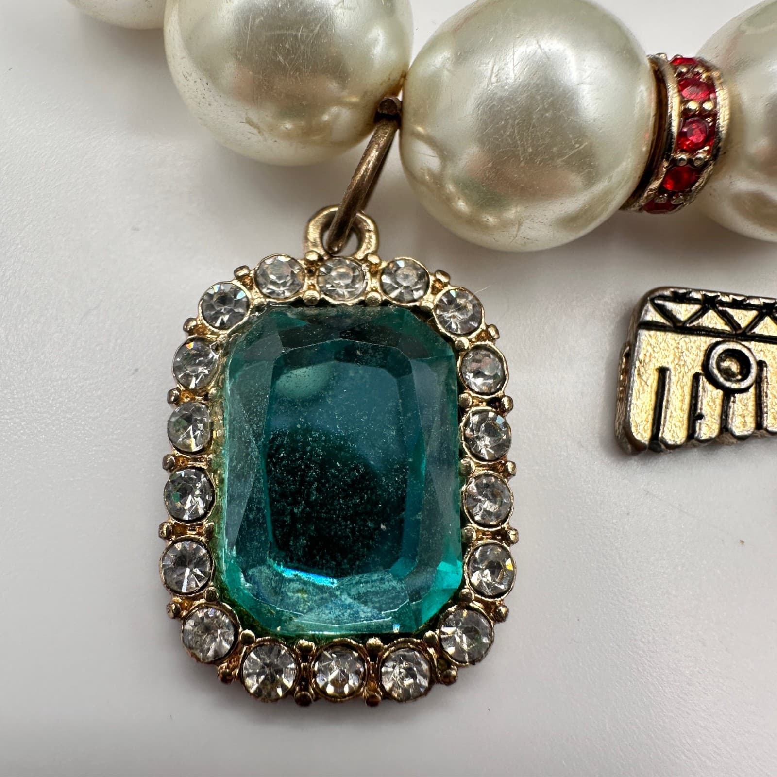 Vintage 90s Charm Stretch Bracelet Turquoise Red Beads Pearl Thunderbird Bird - Thumbnail 3