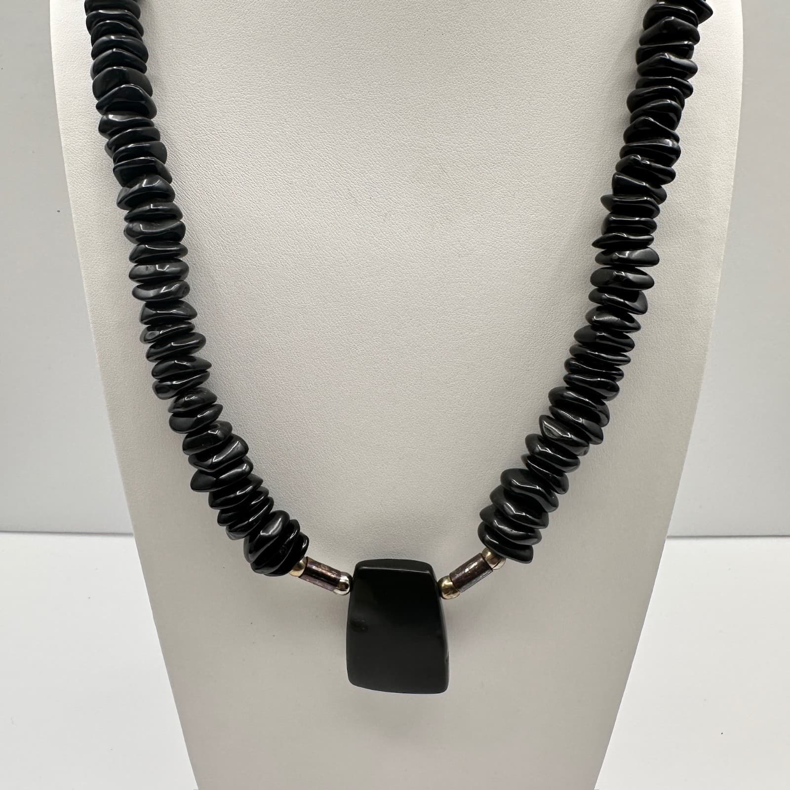 Vintage 80s Black Beaded Statement Necklace w/ Pendant Chunky Fashion Jewelry - Thumbnail 2