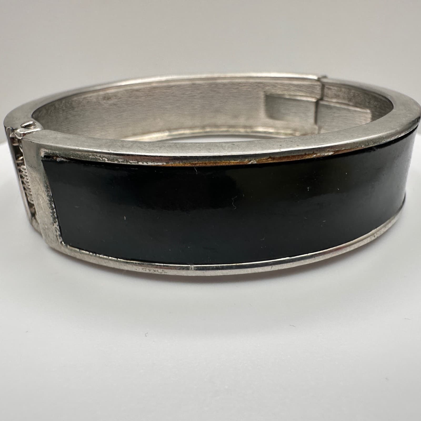 Vintage 90s Black Enamel Hinged Bangle Bracelet Silver Tone Women's Jewelry - Image 1