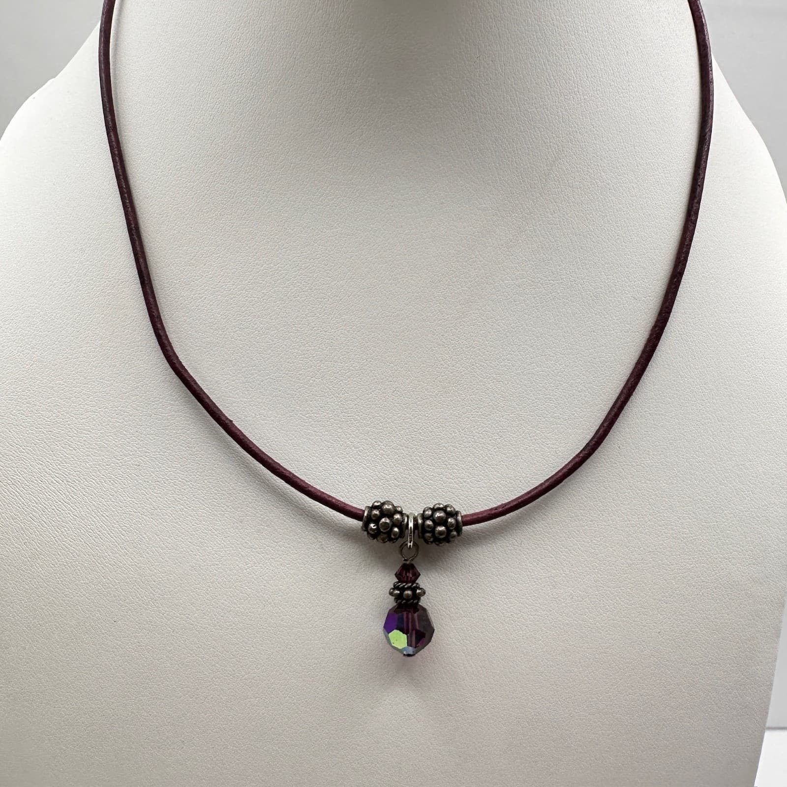 Vintage 90s Purple Crystal Pendant Leather Cord Fashion Necklace Boho Jewelry - Image 1