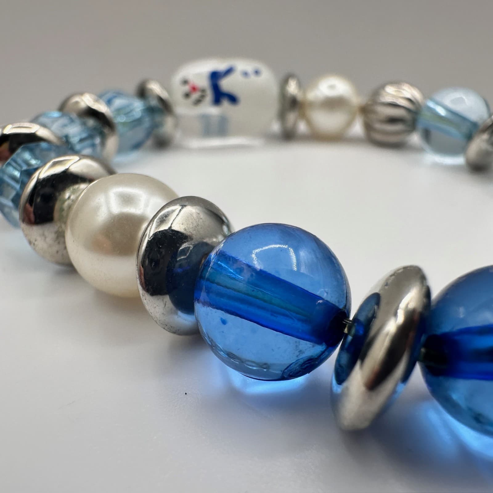 Vintage 90s Snowman Glass Bead Bracelet Multi-Color Christmas Women's Jewelry - Thumbnail 4