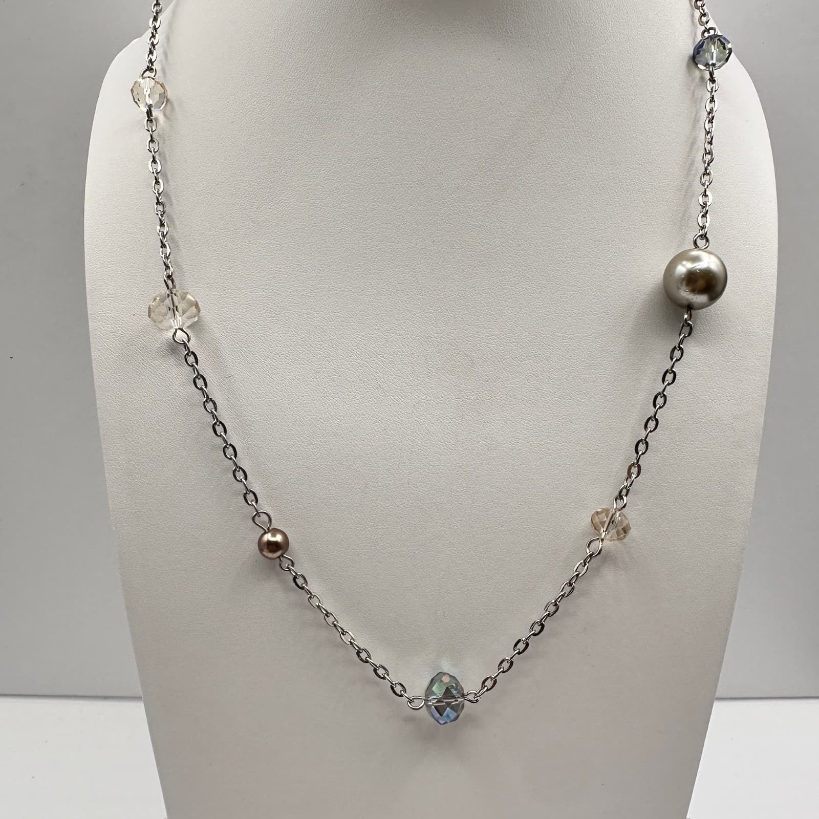 Vintage 90s Silver Tone Faux Pearl & Glass Station Necklace Boho Women's Jewelry - Image 1