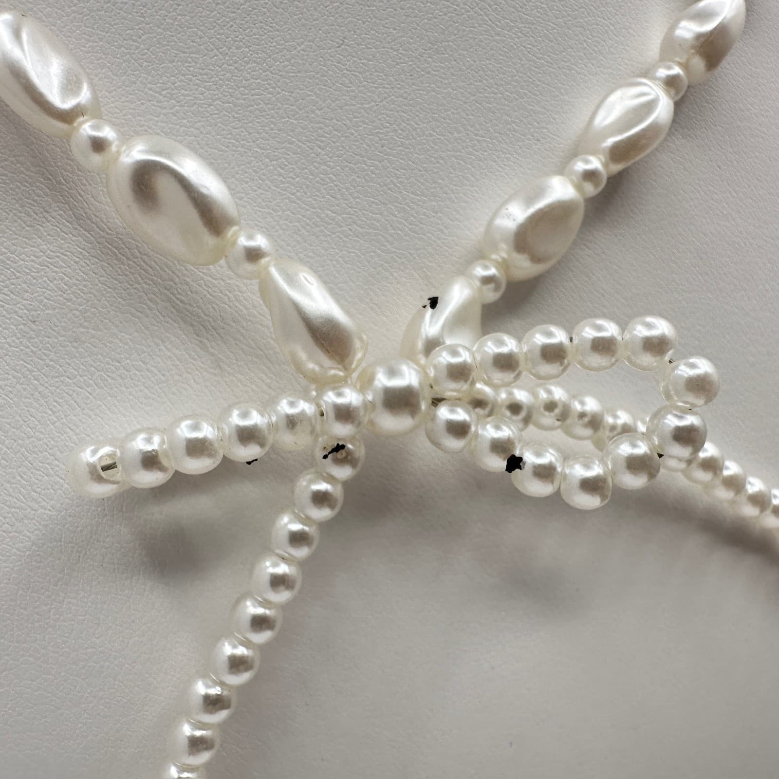 Vintage 80s 90s Pearl Beaded Necklace Bow Knot Pendant White Fashion Jewelry - Thumbnail 7