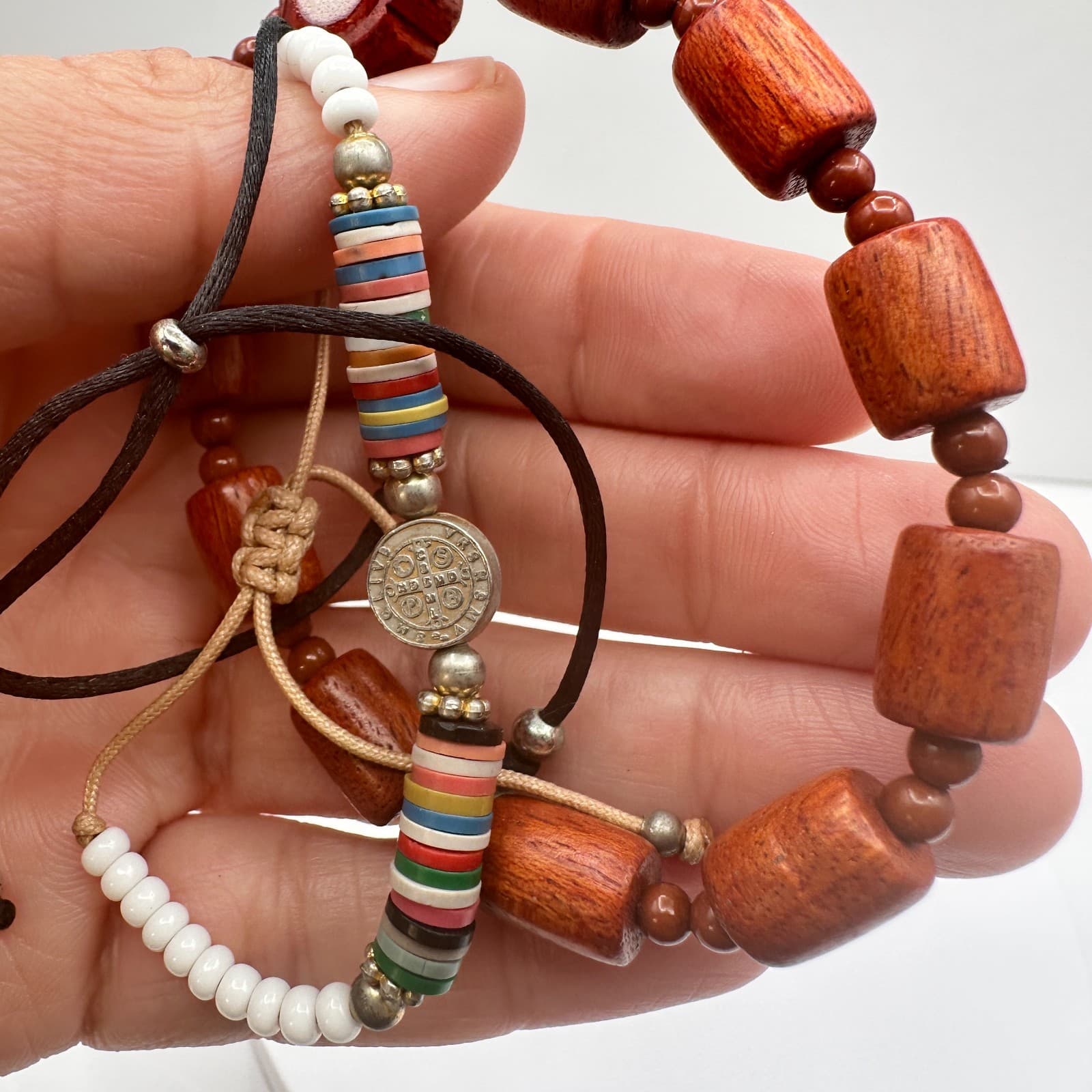 Vintage 90s Wooden Beaded Cross Necklace & Bracelets Set INRI Religious Jewelry - Thumbnail 18